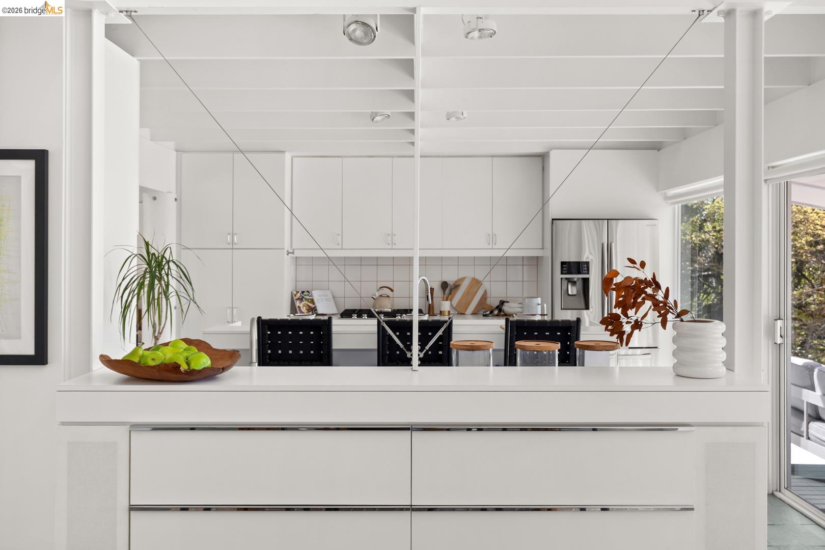 Detail Gallery Image 9 of 26 For 45 Vicente Rd, Berkeley,  CA 94705 - 4 Beds | 3/1 Baths