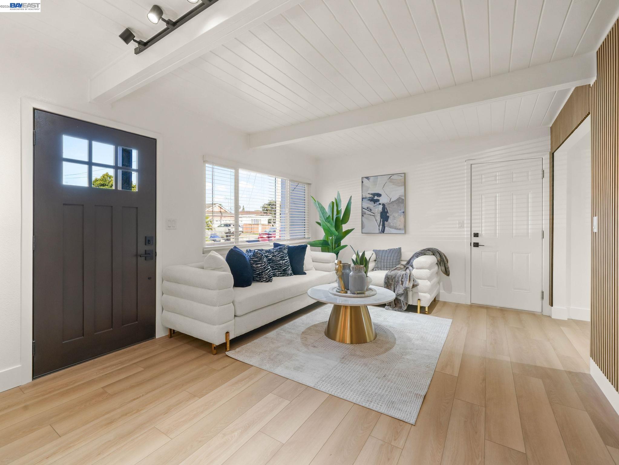 Detail Gallery Image 5 of 39 For 36605 Hafner St, Newark,  CA 94560-3120 - 3 Beds | 2 Baths