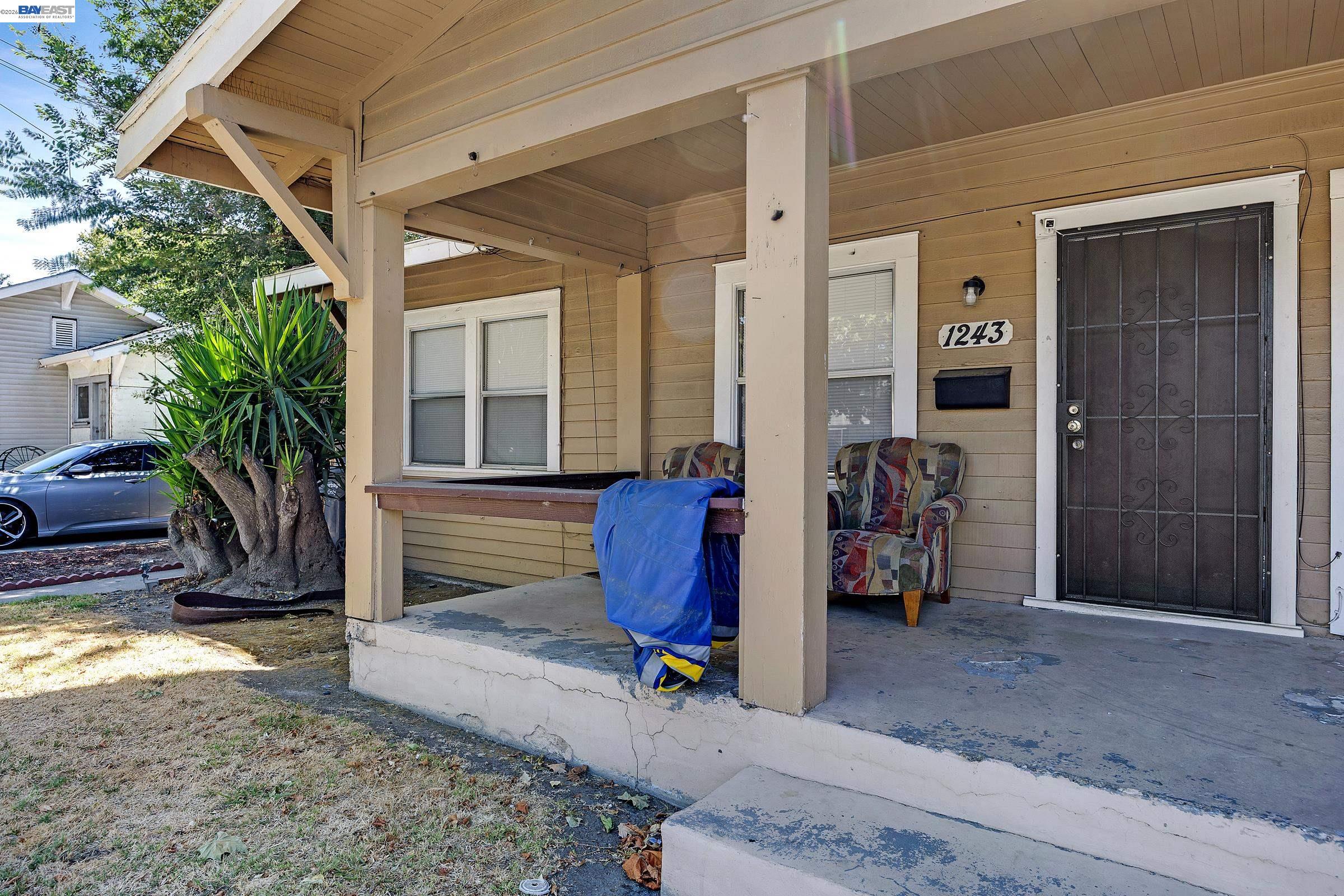 Detail Gallery Image 10 of 39 For 1241 Parker Ave, Tracy,  CA 95376 - – Beds | – Baths