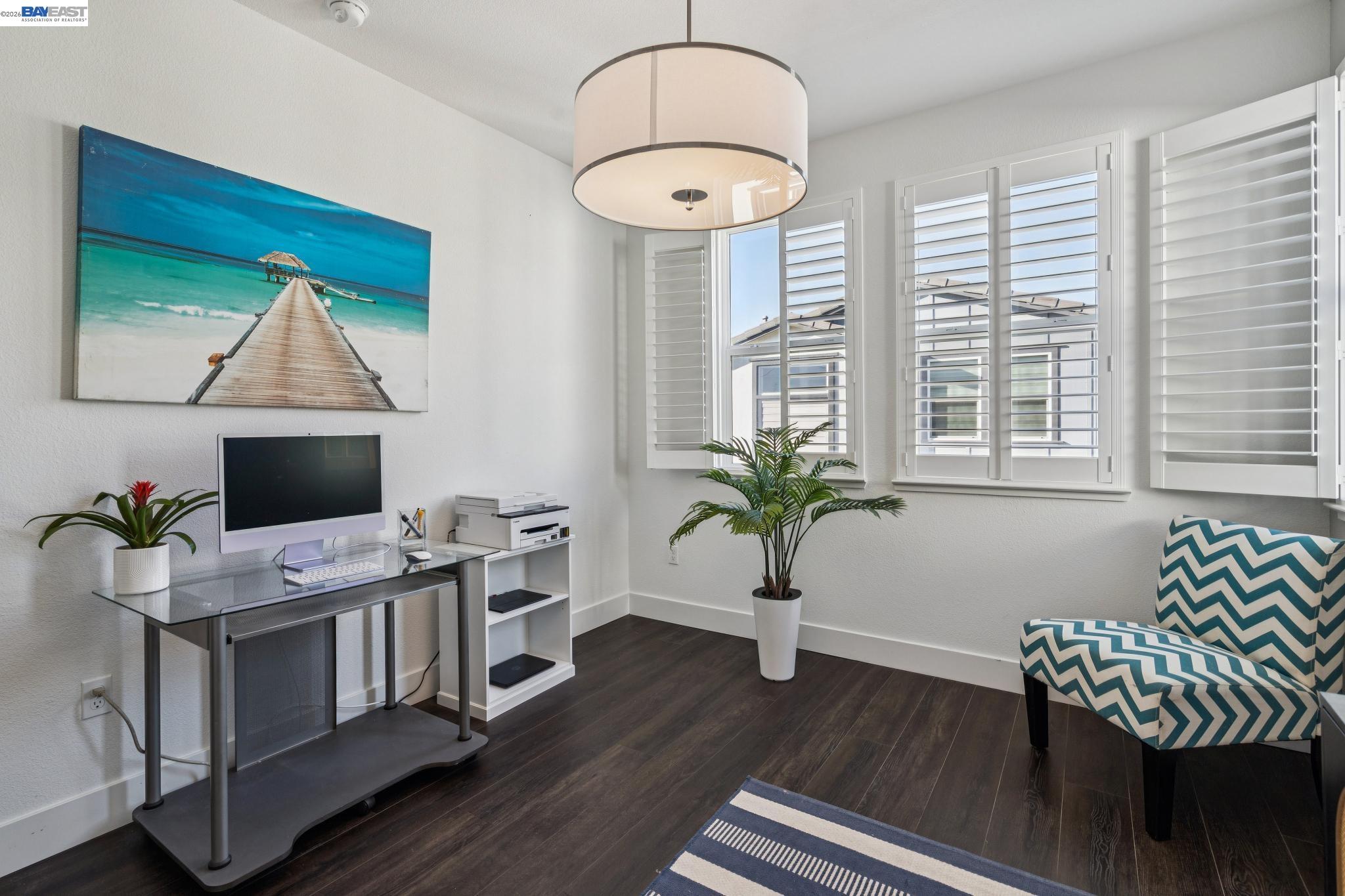 Detail Gallery Image 30 of 40 For 646 Eucalyptus Way, Alameda,  CA 94501 - 4 Beds | 3/1 Baths