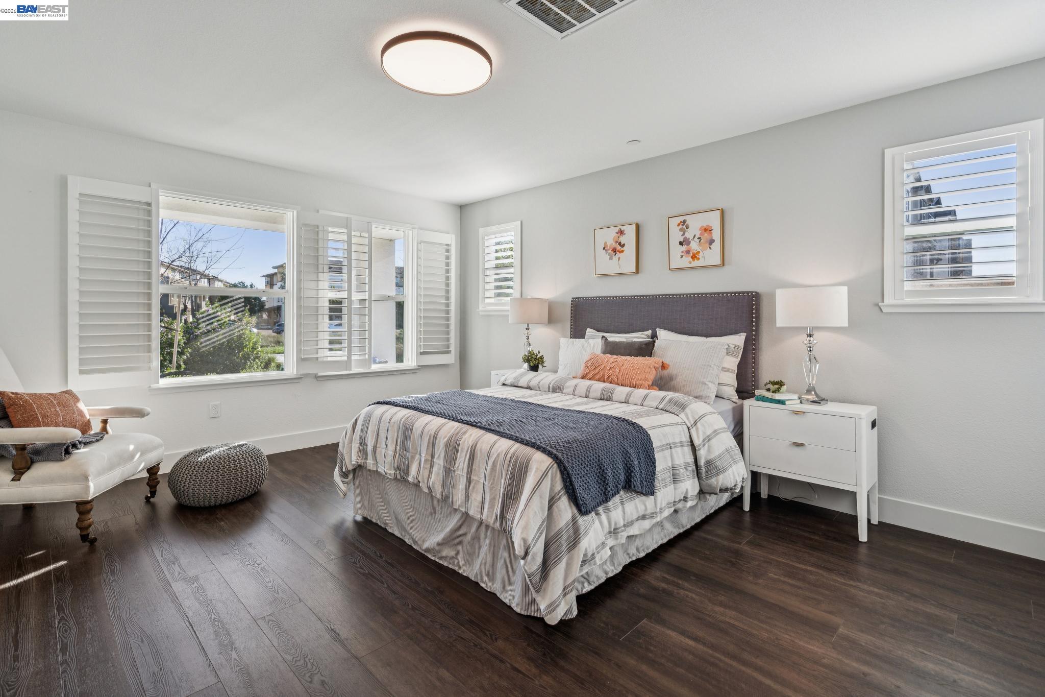 Detail Gallery Image 7 of 40 For 646 Eucalyptus Way, Alameda,  CA 94501 - 4 Beds | 3/1 Baths