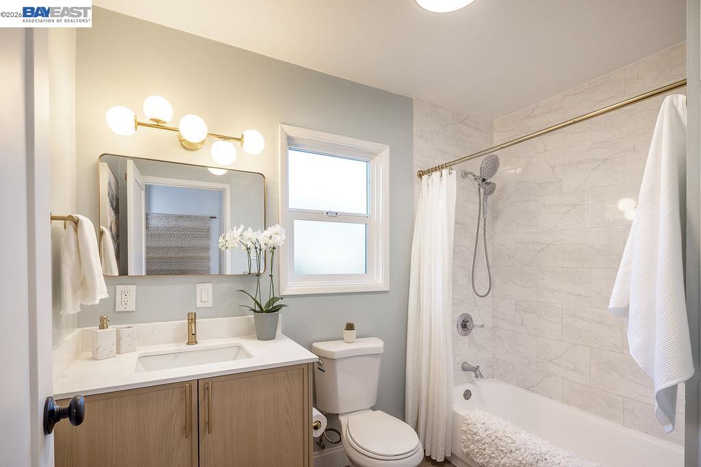 Detail Gallery Image 19 of 29 For 261 Julius St, San Leandro,  CA 94577 - 2 Beds | 2 Baths