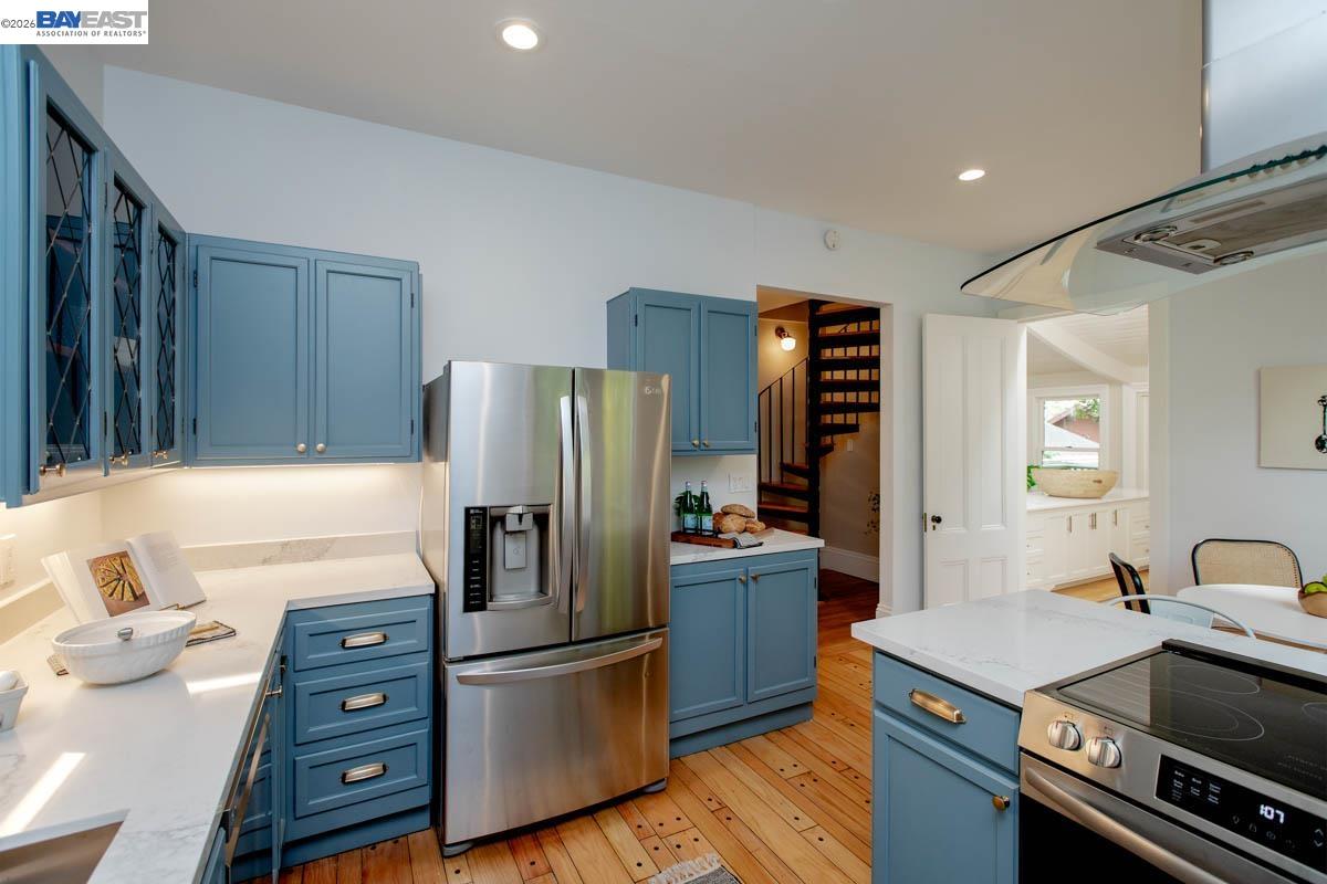 Detail Gallery Image 21 of 60 For 1003 Morton St, Alameda,  CA 94501 - 5 Beds | 3 Baths