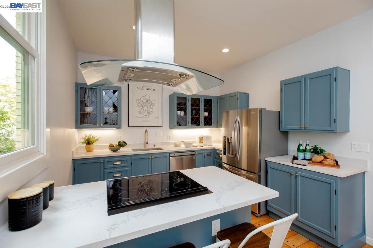 Detail Gallery Image 22 of 60 For 1003 Morton St, Alameda,  CA 94501 - 5 Beds | 3 Baths