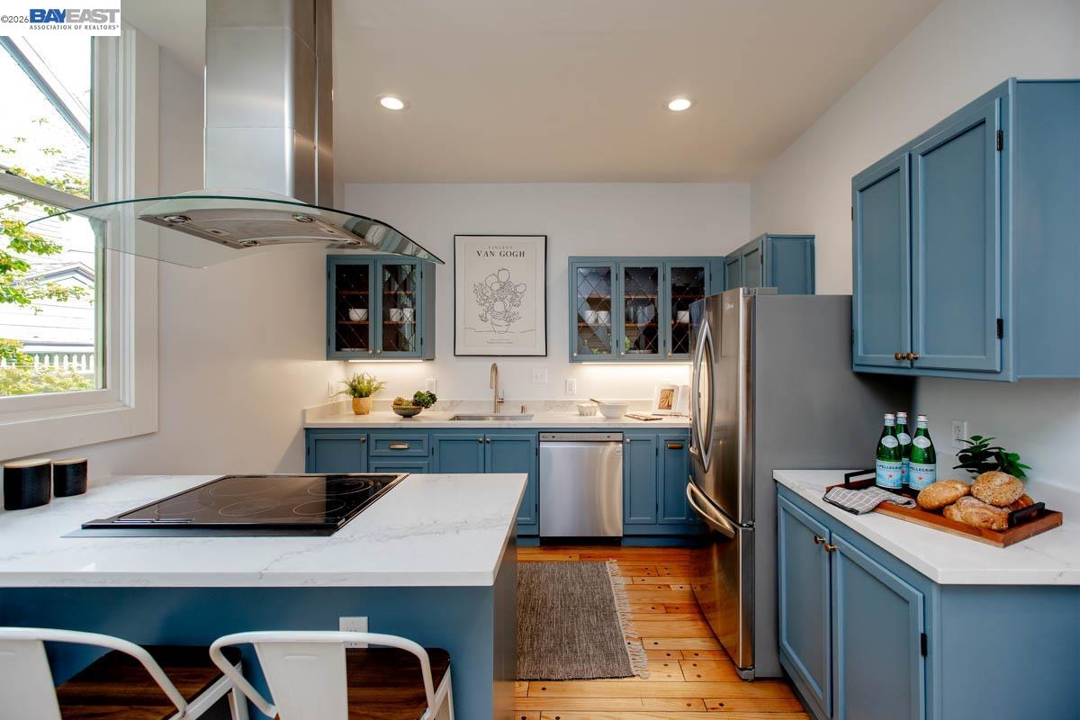 Detail Gallery Image 23 of 60 For 1003 Morton St, Alameda,  CA 94501 - 5 Beds | 3 Baths