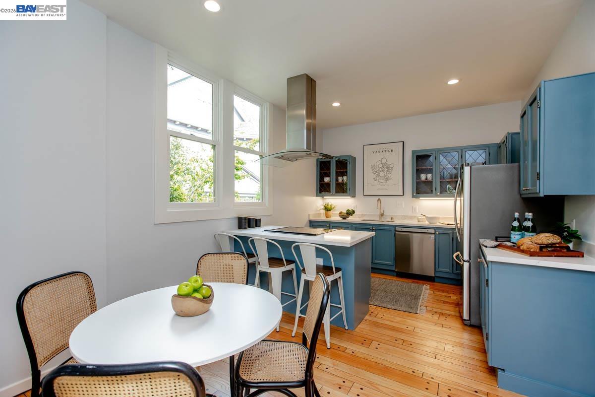 Detail Gallery Image 24 of 60 For 1003 Morton St, Alameda,  CA 94501 - 5 Beds | 3 Baths