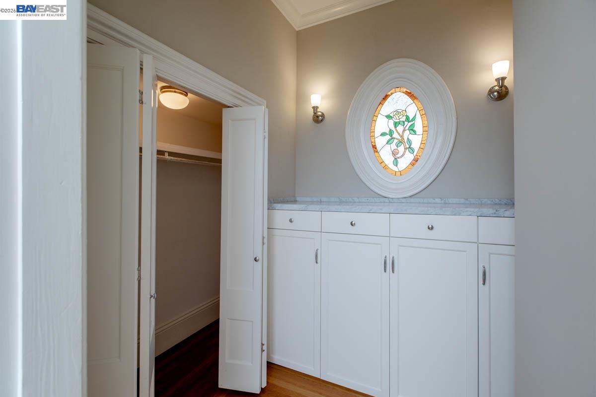 Detail Gallery Image 31 of 60 For 1003 Morton St, Alameda,  CA 94501 - 5 Beds | 3 Baths