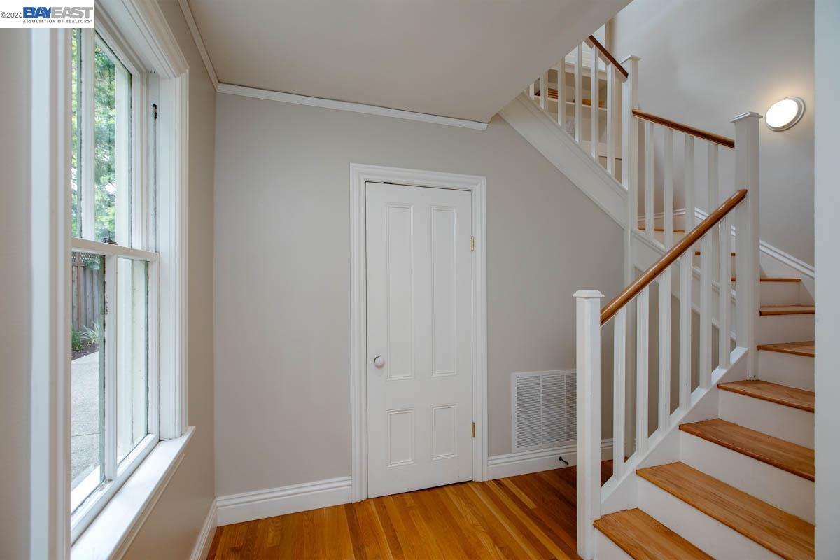 Detail Gallery Image 42 of 60 For 1003 Morton St, Alameda,  CA 94501 - 5 Beds | 3 Baths