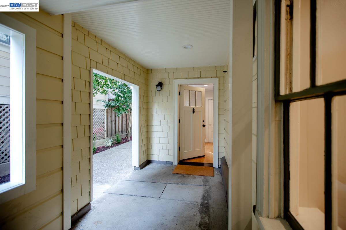 Detail Gallery Image 43 of 60 For 1003 Morton St, Alameda,  CA 94501 - 5 Beds | 3 Baths