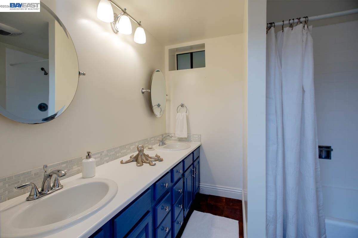 Detail Gallery Image 50 of 60 For 1003 Morton St, Alameda,  CA 94501 - 5 Beds | 3 Baths