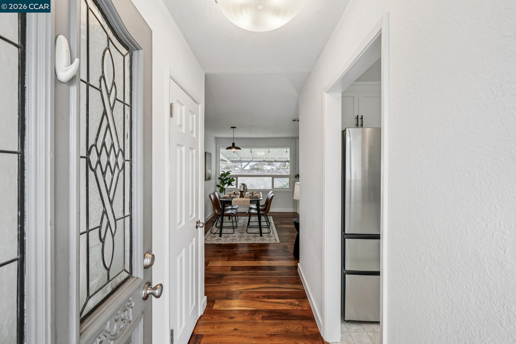 Detail Gallery Image 4 of 28 For 3185 Claudia Drive, Concord,  CA 94519 - 3 Beds | 2 Baths