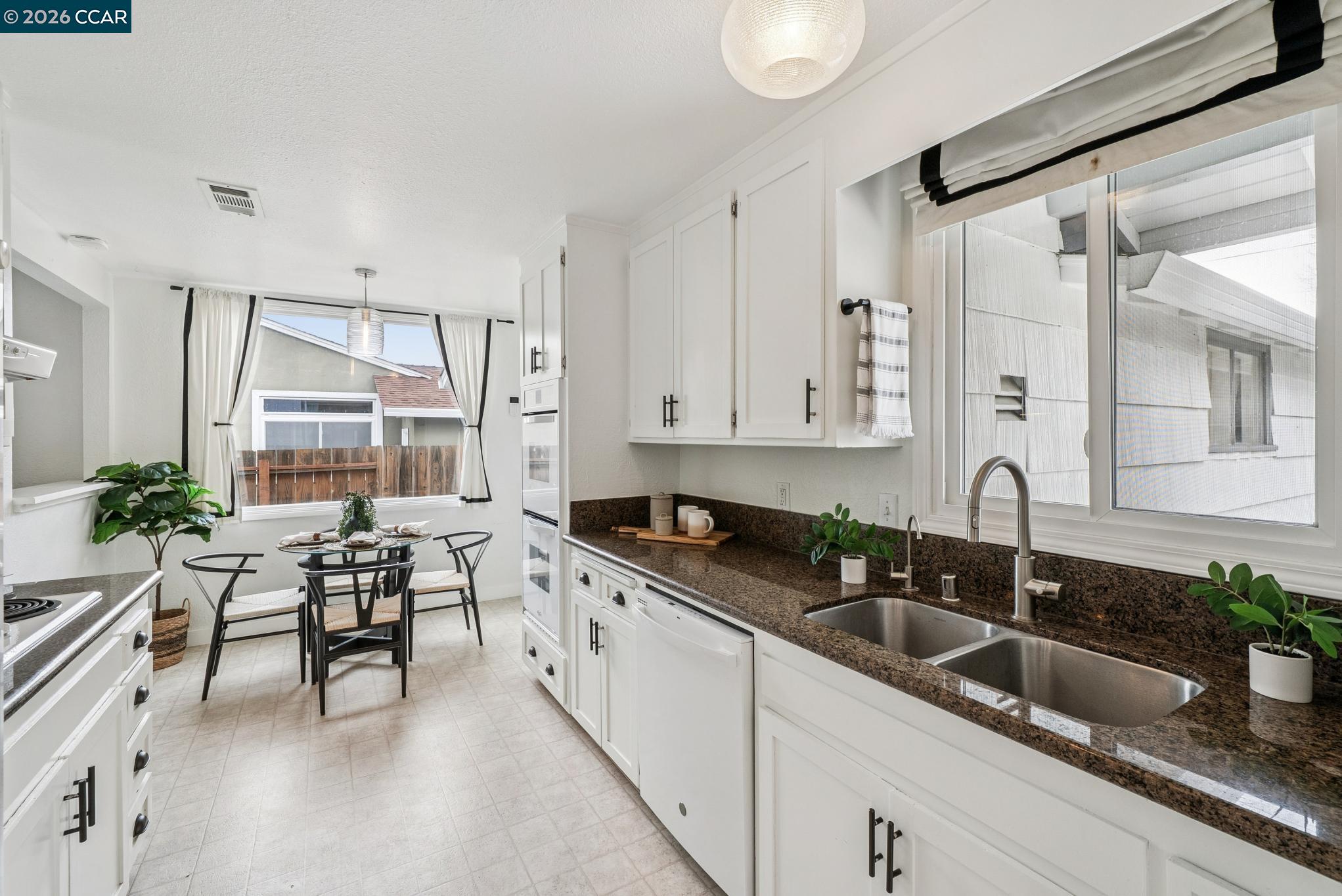 Detail Gallery Image 10 of 28 For 3185 Claudia Drive, Concord,  CA 94519 - 3 Beds | 2 Baths