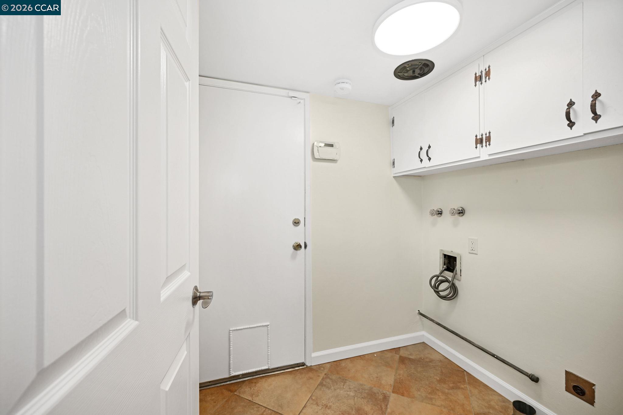 Detail Gallery Image 18 of 48 For 414 Peppertree Rd, Walnut Creek,  CA 94598 - 4 Beds | 2/1 Baths