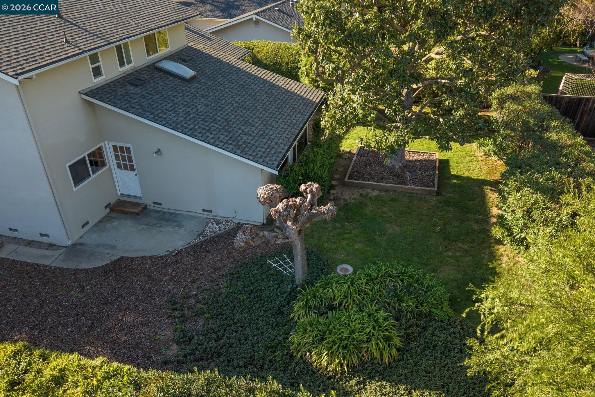 Detail Gallery Image 34 of 49 For 414 Peppertree Rd, Walnut Creek,  CA 94598 - 4 Beds | 2/1 Baths