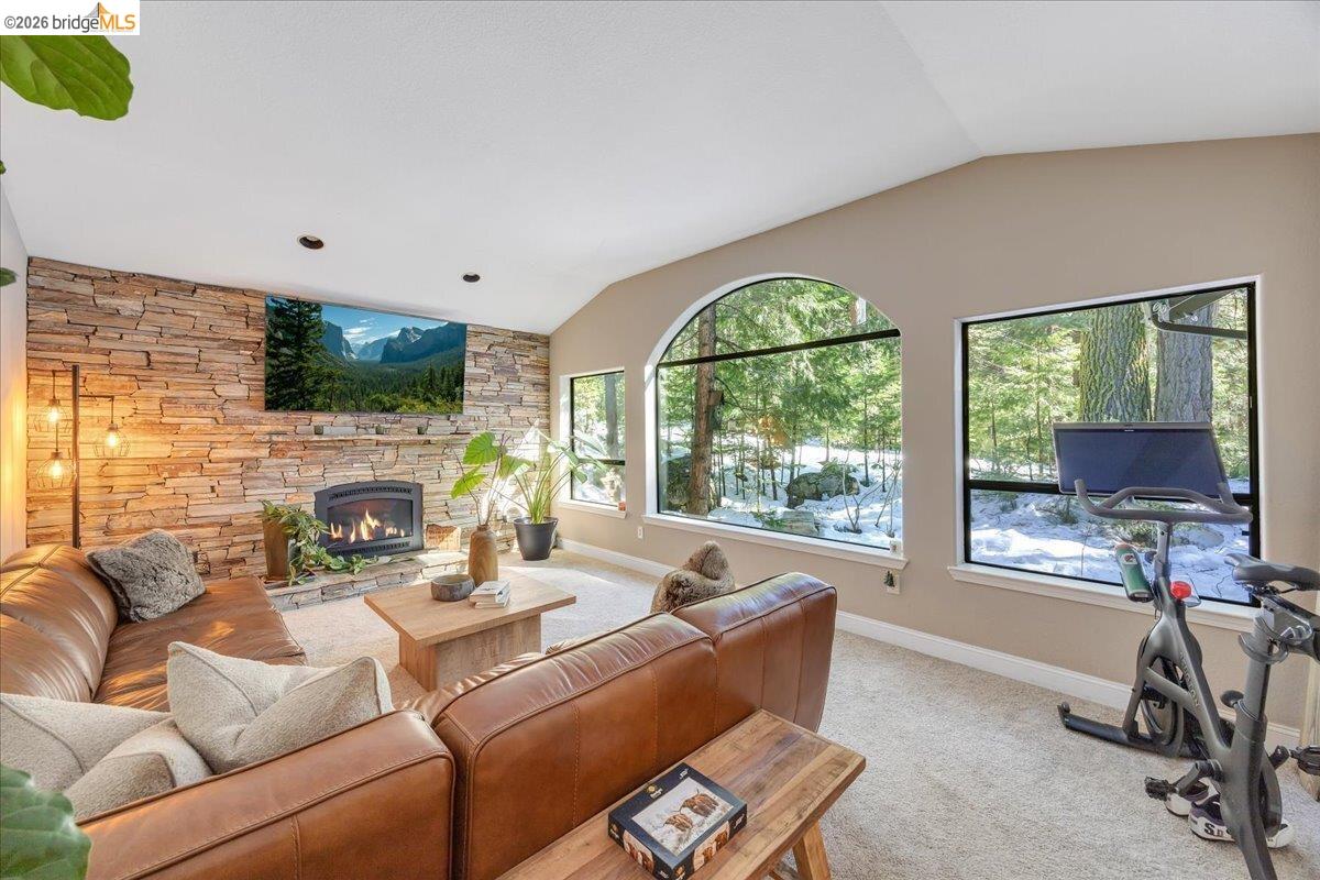 Detail Gallery Image 4 of 50 For 5071 Hokan Cir, Camp Connell,  CA 95223 - 4 Beds | 2/1 Baths