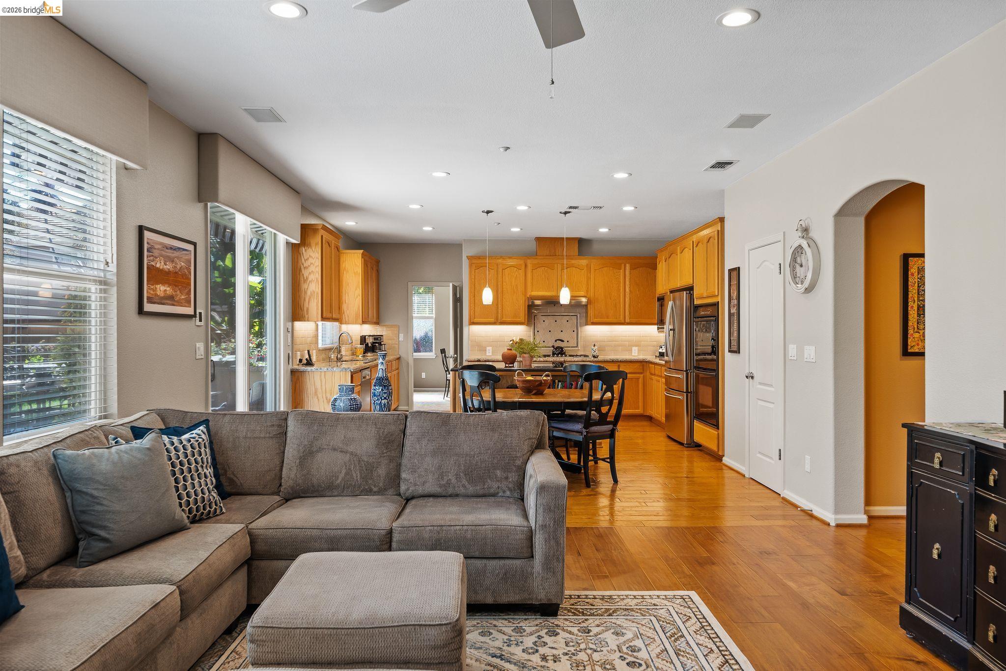 Detail Gallery Image 19 of 53 For 1320 Sand Drift Dr, Brentwood,  CA 94513 - 4 Beds | 2/1 Baths