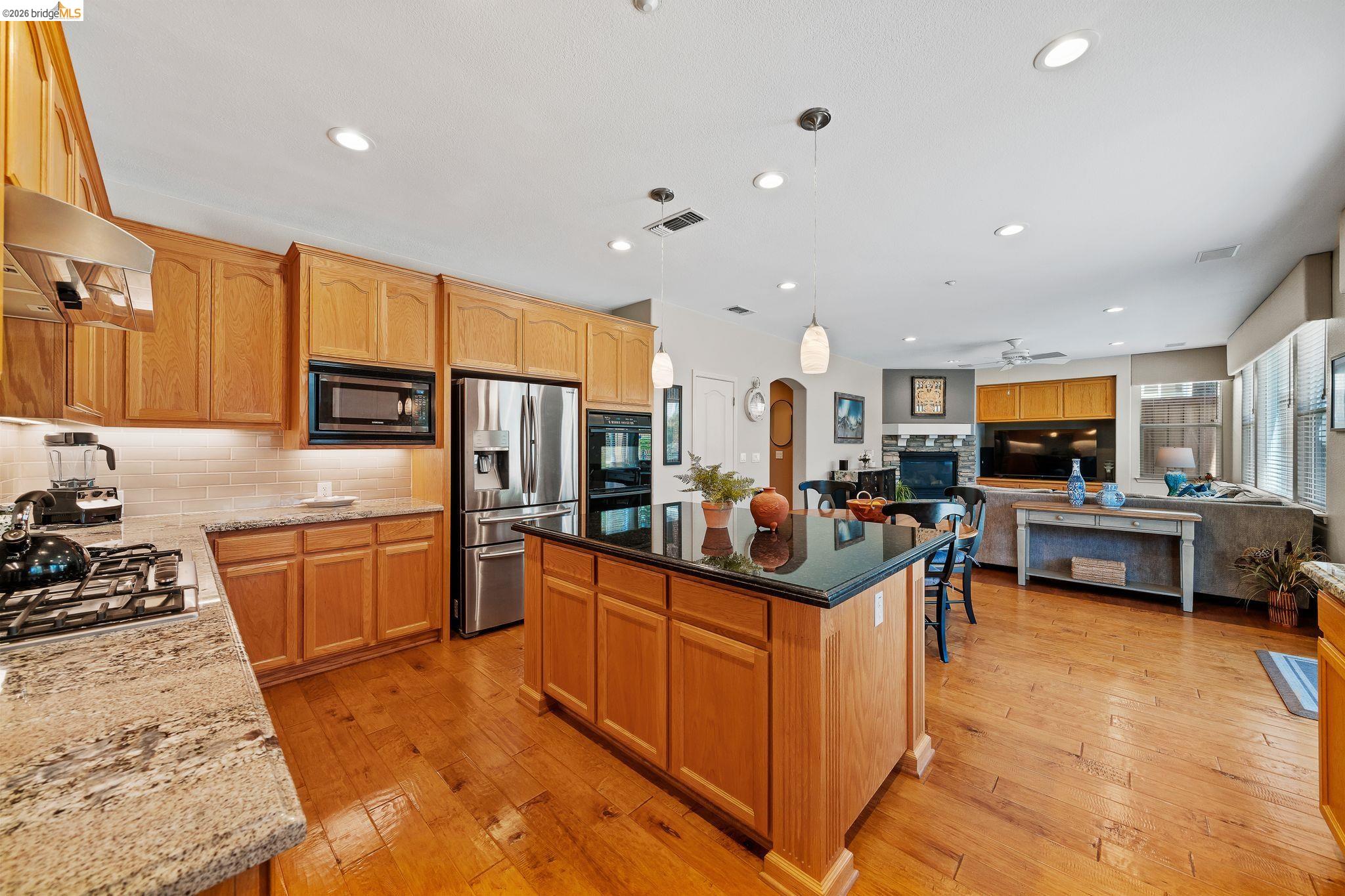 Detail Gallery Image 10 of 53 For 1320 Sand Drift Dr, Brentwood,  CA 94513 - 4 Beds | 2/1 Baths