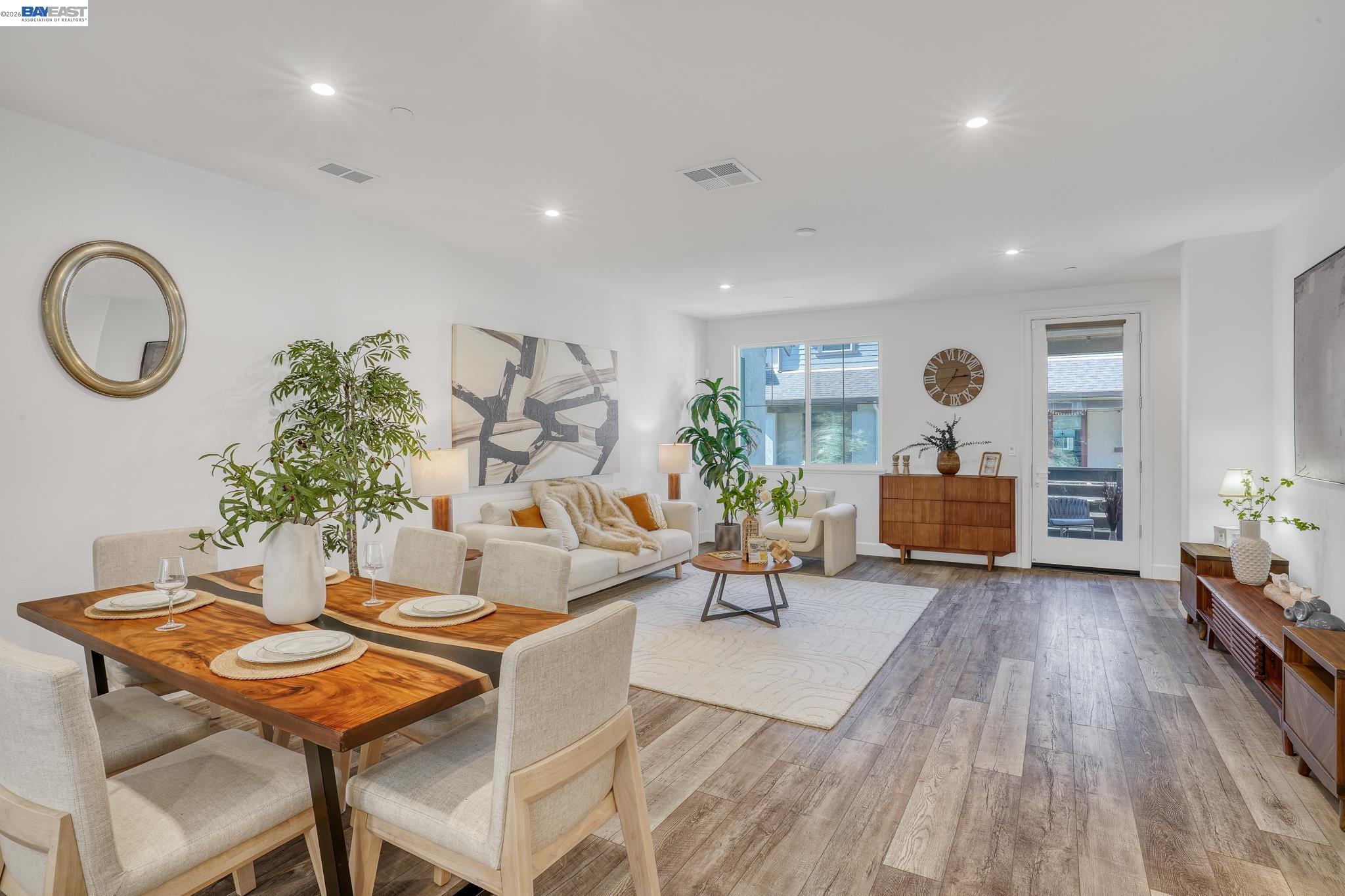 Photo #8: 41126295 Listing: Photo #8