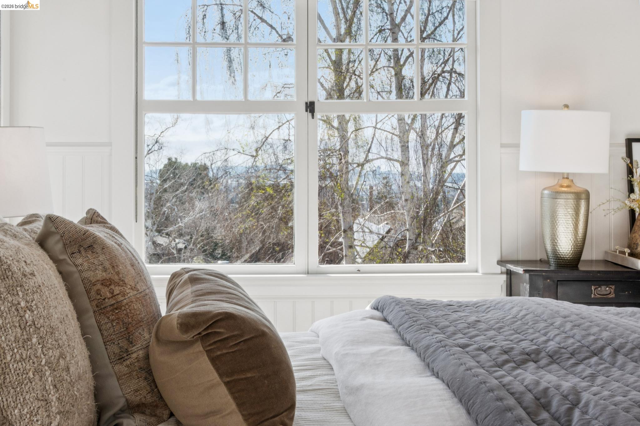 Detail Gallery Image 36 of 60 For 19 Monte Avenue, Piedmont,  CA 94611 - 4 Beds | 3/1 Baths