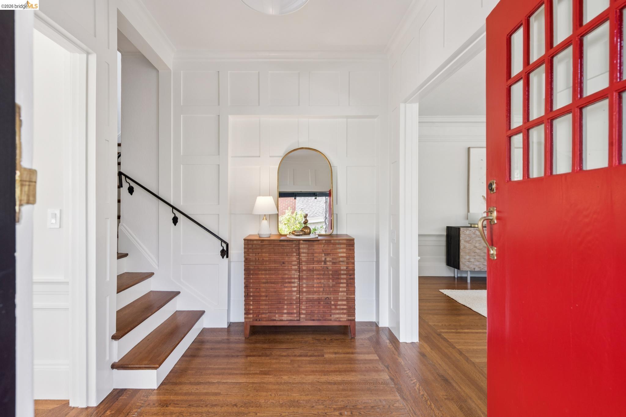 Detail Gallery Image 5 of 60 For 19 Monte Avenue, Piedmont,  CA 94611 - 4 Beds | 3/1 Baths