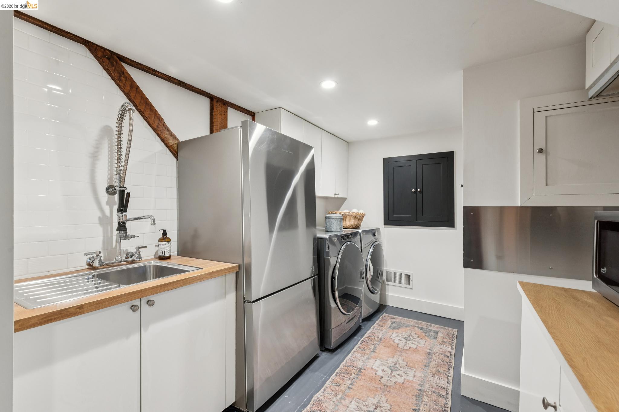 Detail Gallery Image 52 of 60 For 19 Monte Avenue, Piedmont,  CA 94611 - 4 Beds | 3/1 Baths