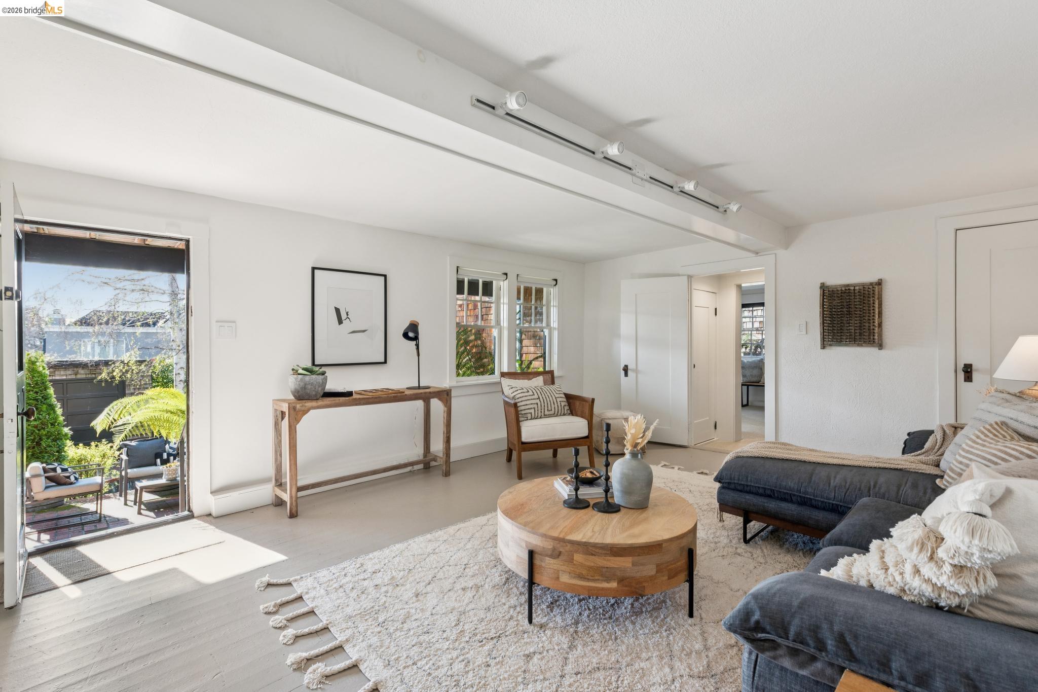 Detail Gallery Image 54 of 60 For 19 Monte Avenue, Piedmont,  CA 94611 - 4 Beds | 3/1 Baths