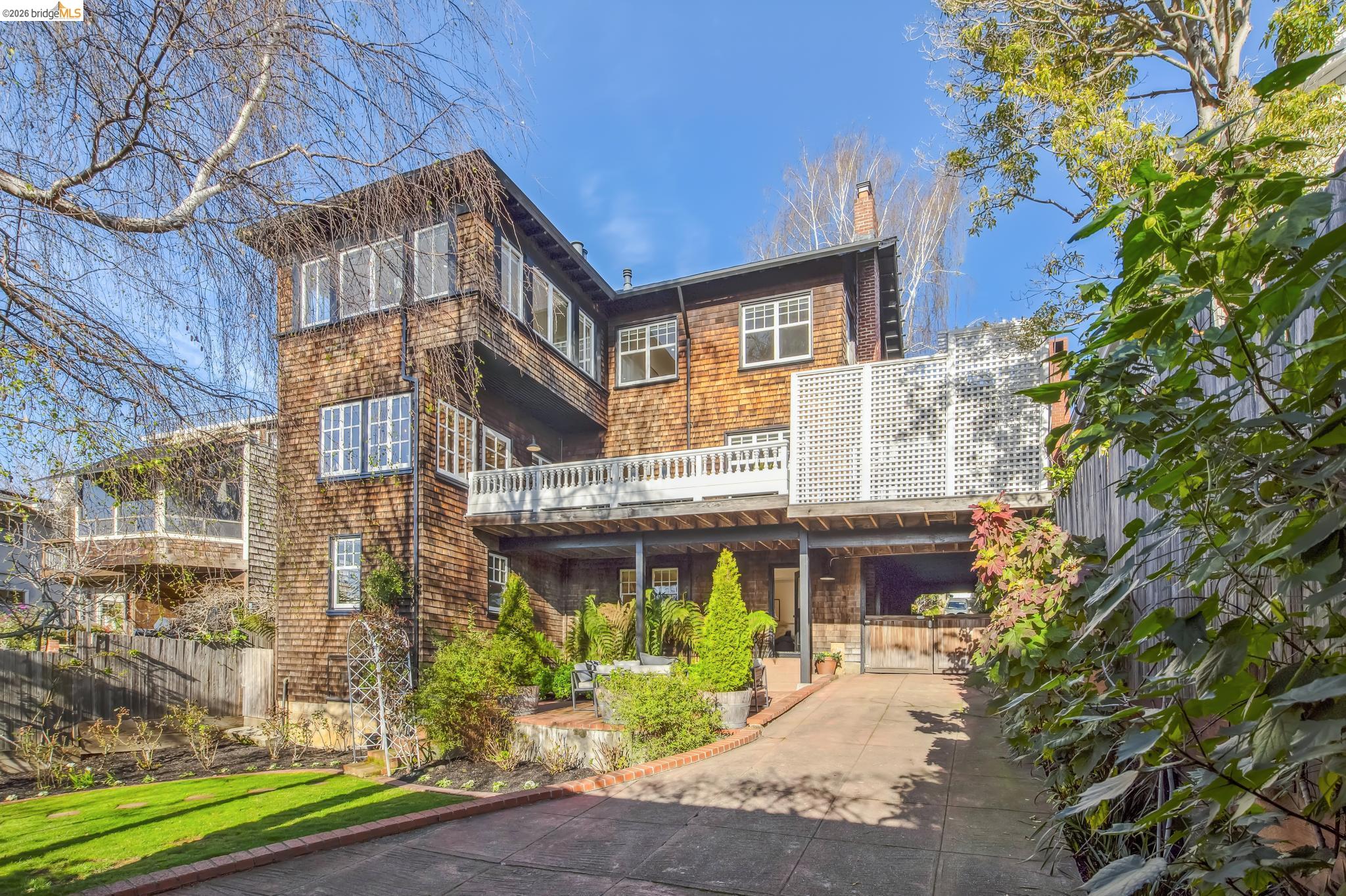 Detail Gallery Image 59 of 60 For 19 Monte Avenue, Piedmont,  CA 94611 - 4 Beds | 3/1 Baths