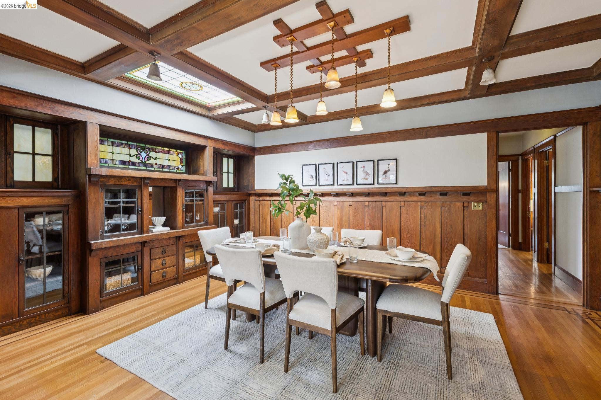 Detail Gallery Image 17 of 60 For 360 Alcatraz Ave, Oakland,  CA 94618 - 4 Beds | 2/1 Baths