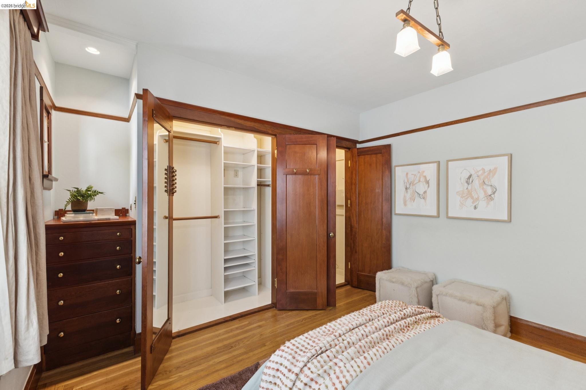 Detail Gallery Image 28 of 60 For 360 Alcatraz Ave, Oakland,  CA 94618 - 4 Beds | 2/1 Baths