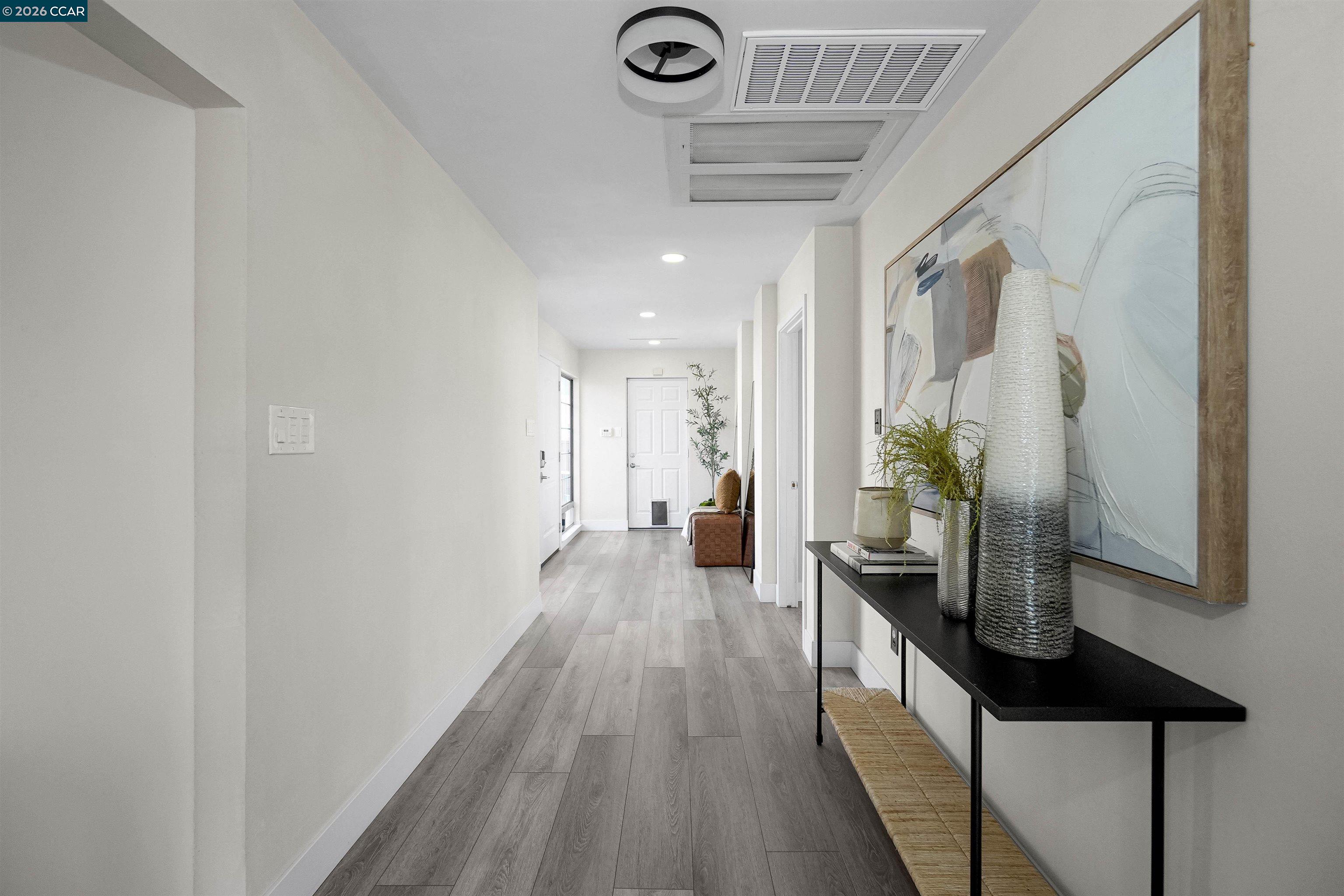 Detail Gallery Image 6 of 48 For 1745 Eucalyptus Ct, Concord,  CA 94521 - 3 Beds | 2 Baths