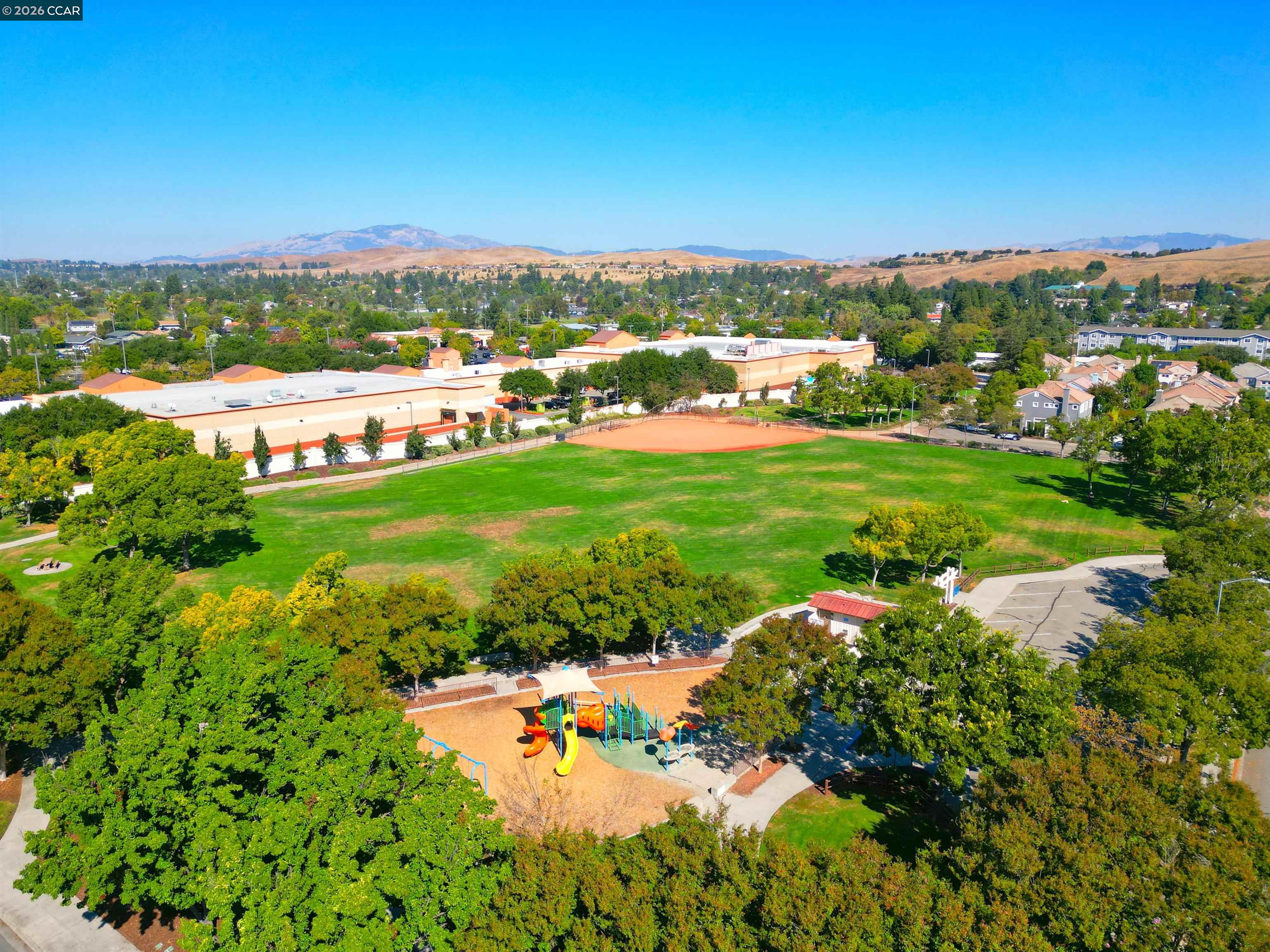 Detail Gallery Image 17 of 60 For 34 Elmwood Dr, San Ramon,  CA 94583 - 3 Beds | 2/1 Baths