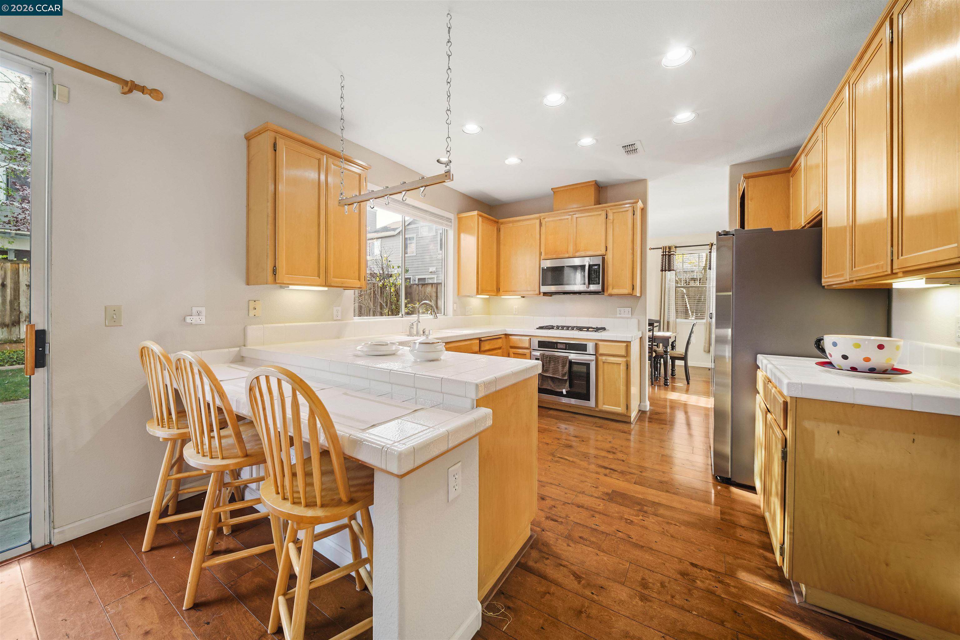 Detail Gallery Image 30 of 60 For 34 Elmwood Dr, San Ramon,  CA 94583 - 3 Beds | 2/1 Baths