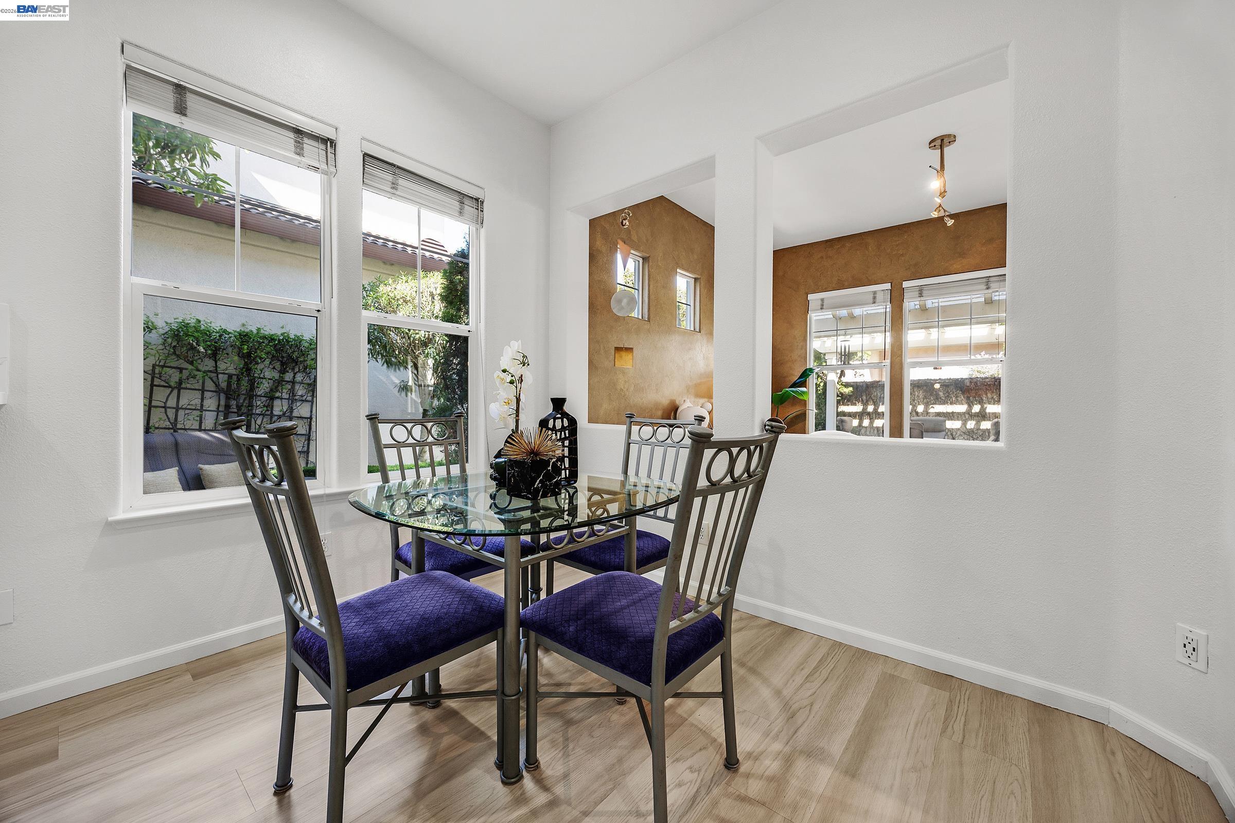 Detail Gallery Image 6 of 26 For 5130 Bianco Ct, Pleasanton,  CA 94588 - 4 Beds | 2/1 Baths