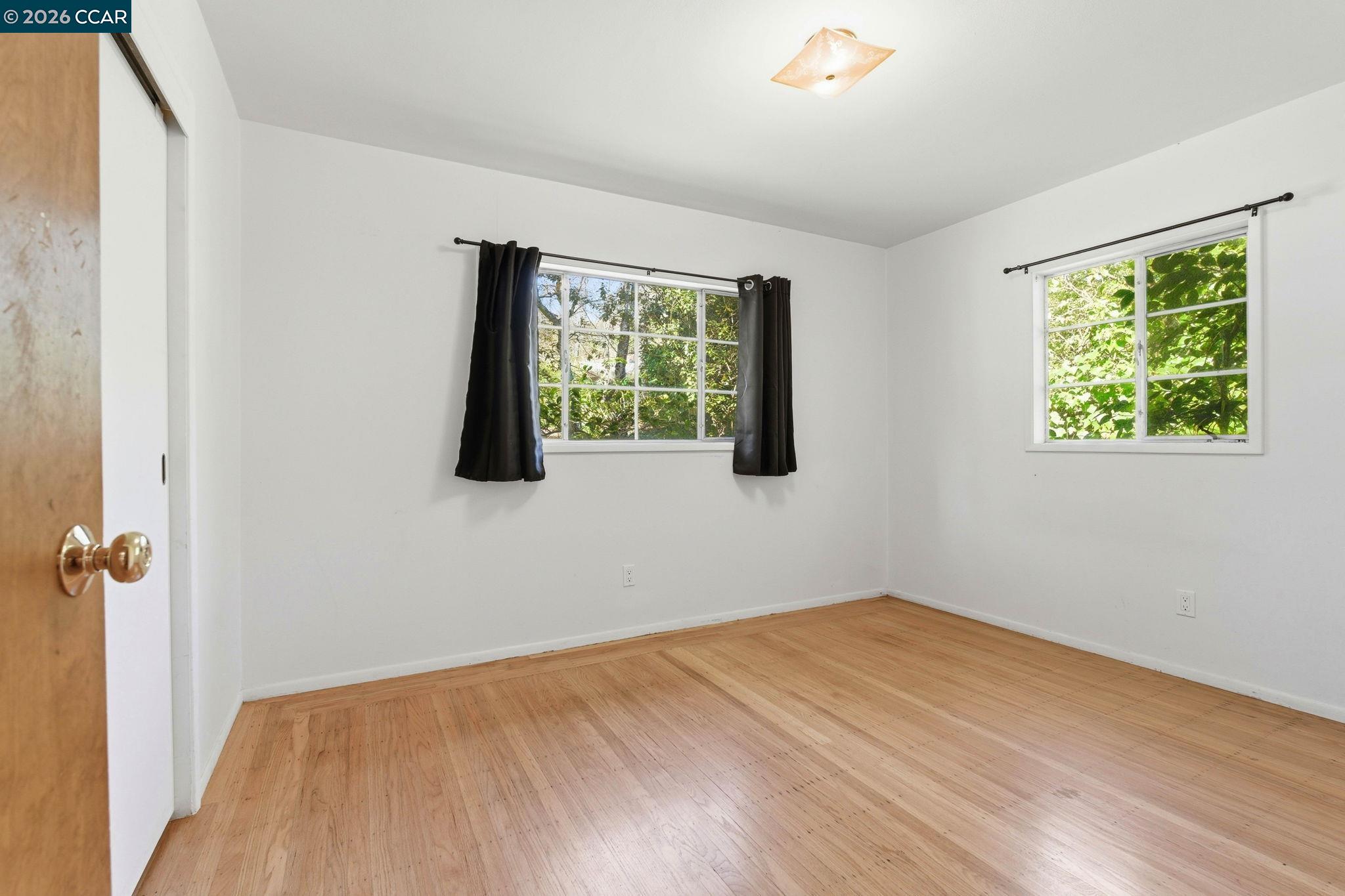 Detail Gallery Image 14 of 24 For 22 Irving Ln, Orinda,  CA 94563 - 3 Beds | 2 Baths