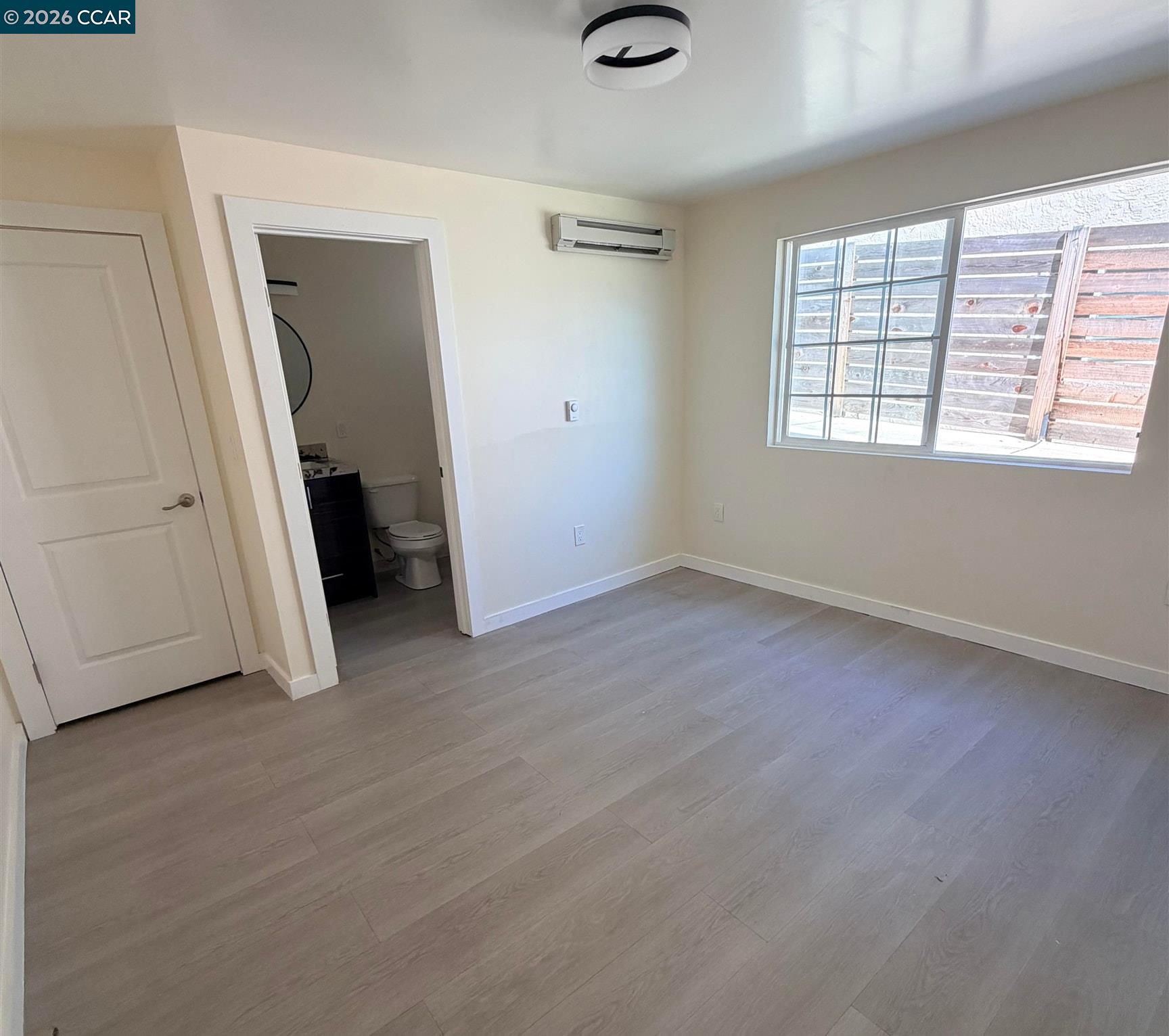 Detail Gallery Image 8 of 12 For 4242 Fariss Lane, El Sobrante,  CA 94603 - 6 Beds | 4 Baths