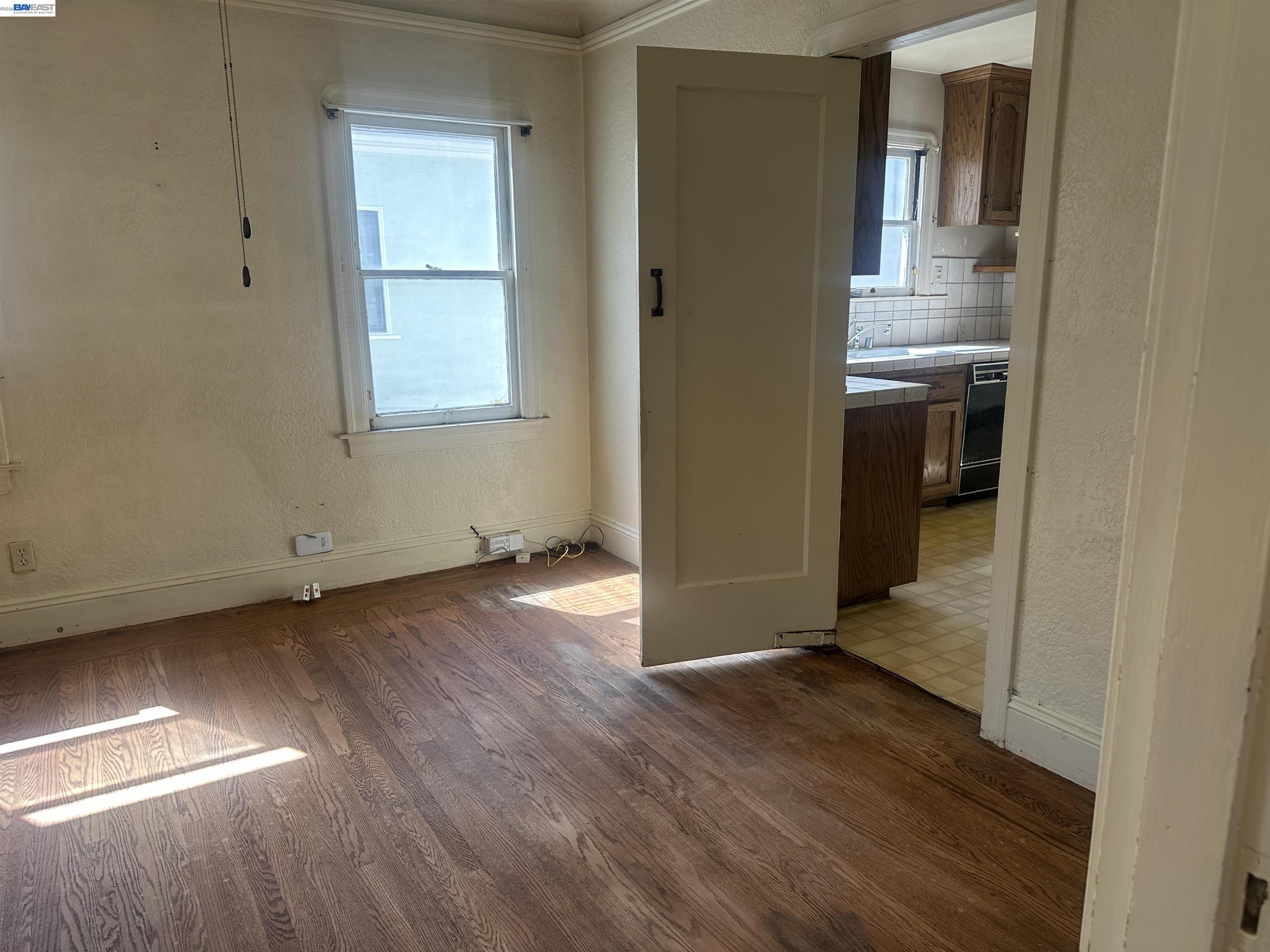 Detail Gallery Image 13 of 45 For 2533 Harrington Ave, Oakland,  CA 94601 - 3 Beds | 2 Baths