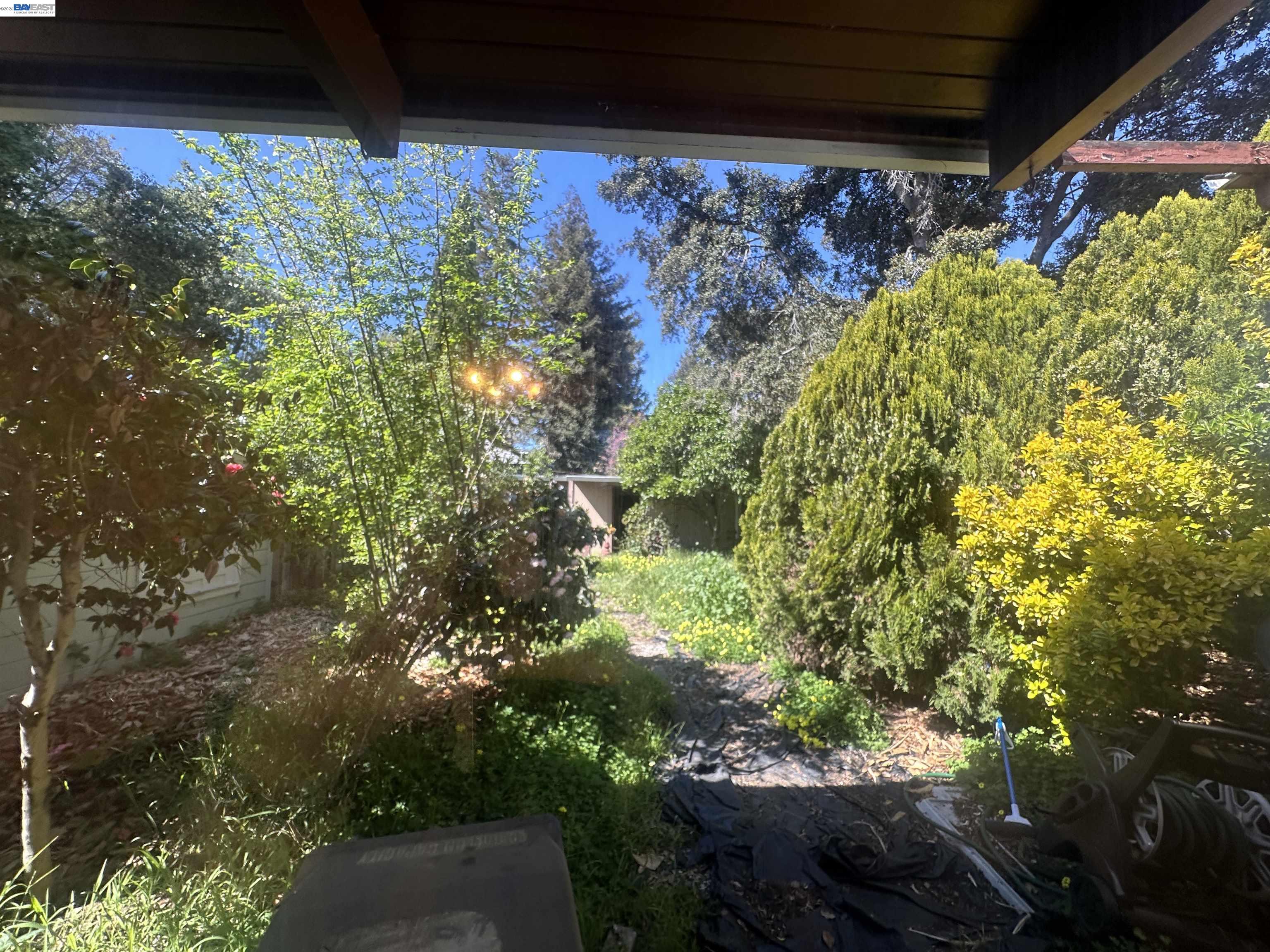 Detail Gallery Image 26 of 45 For 2533 Harrington Ave, Oakland,  CA 94601 - 3 Beds | 2 Baths