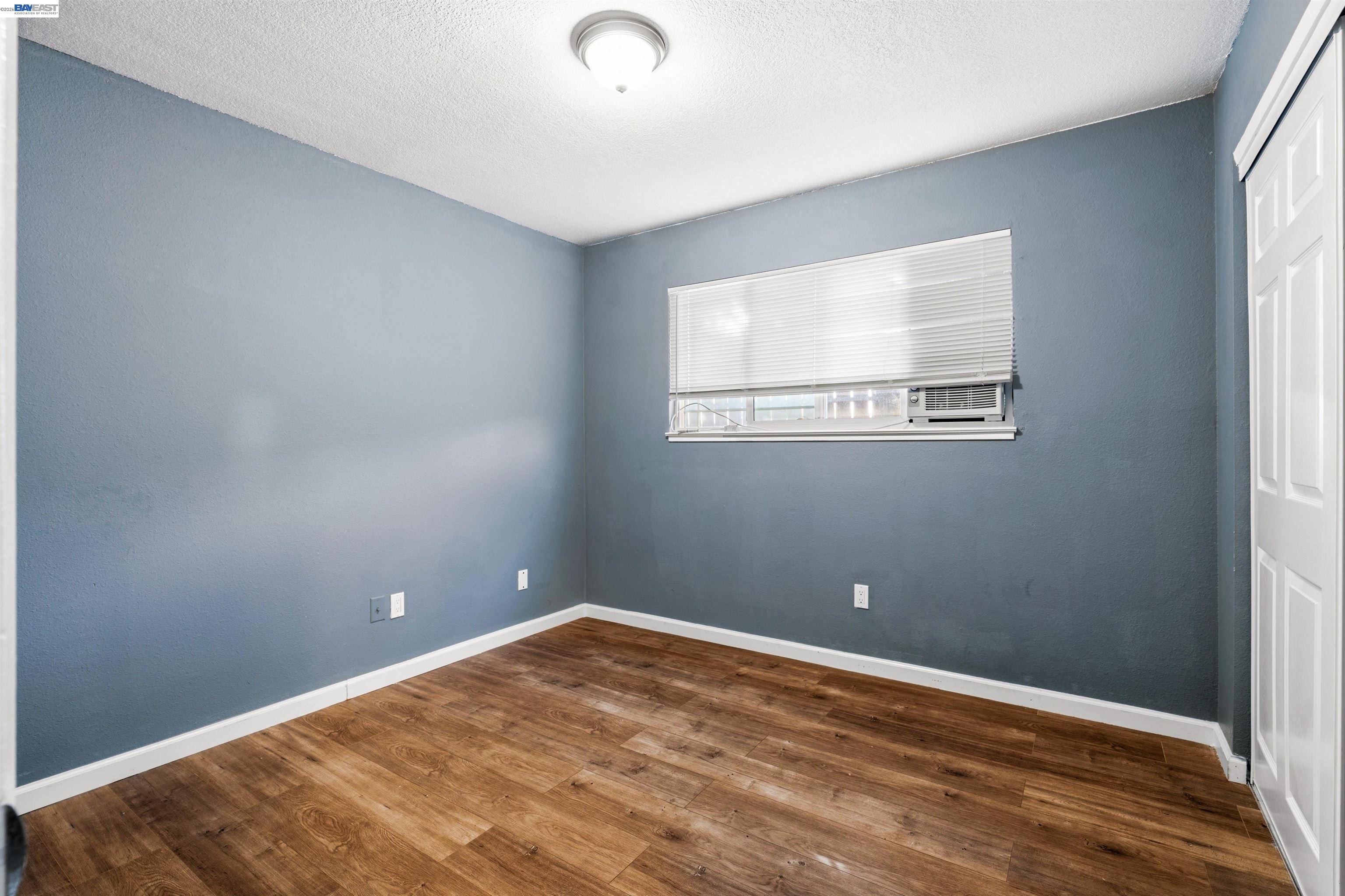 Detail Gallery Image 13 of 27 For 2800 Bateman Ln, Modesto,  CA 95354 - 5 Beds | 2 Baths