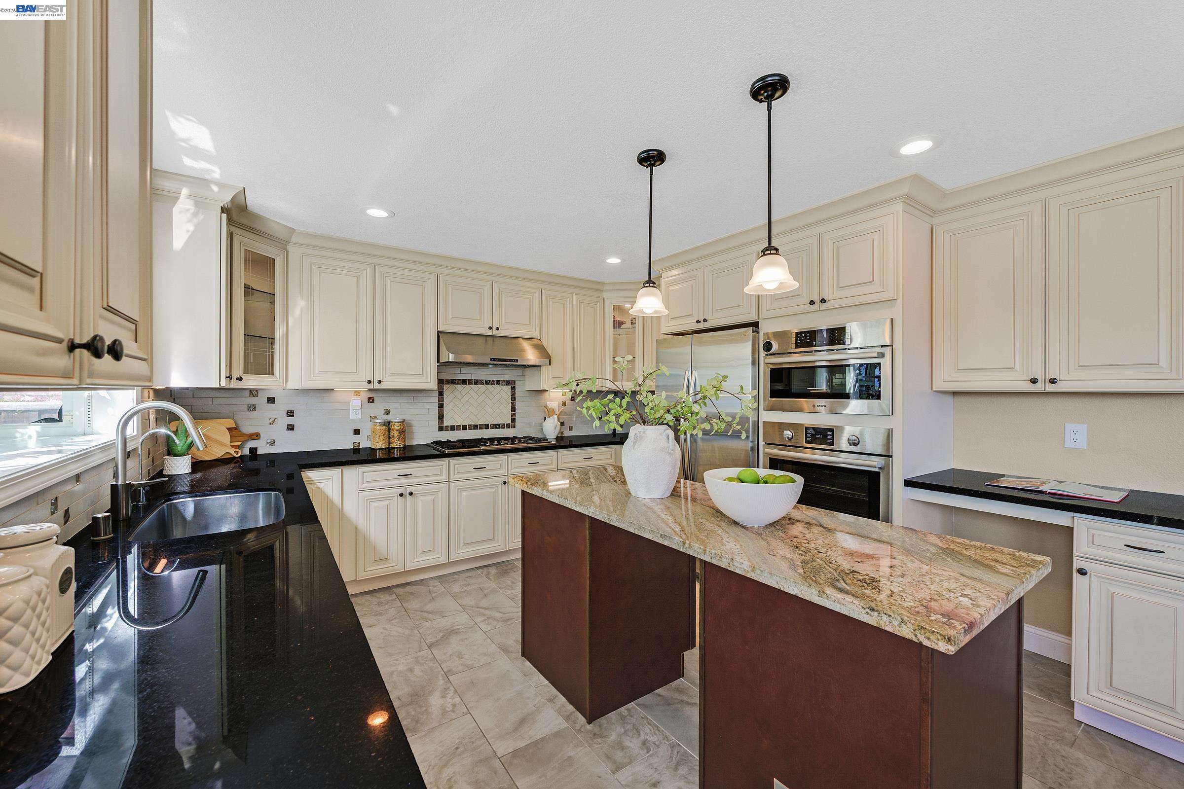 Detail Gallery Image 21 of 59 For 43583 Southerland Way, Fremont,  CA 94539 - 3 Beds | 2/1 Baths