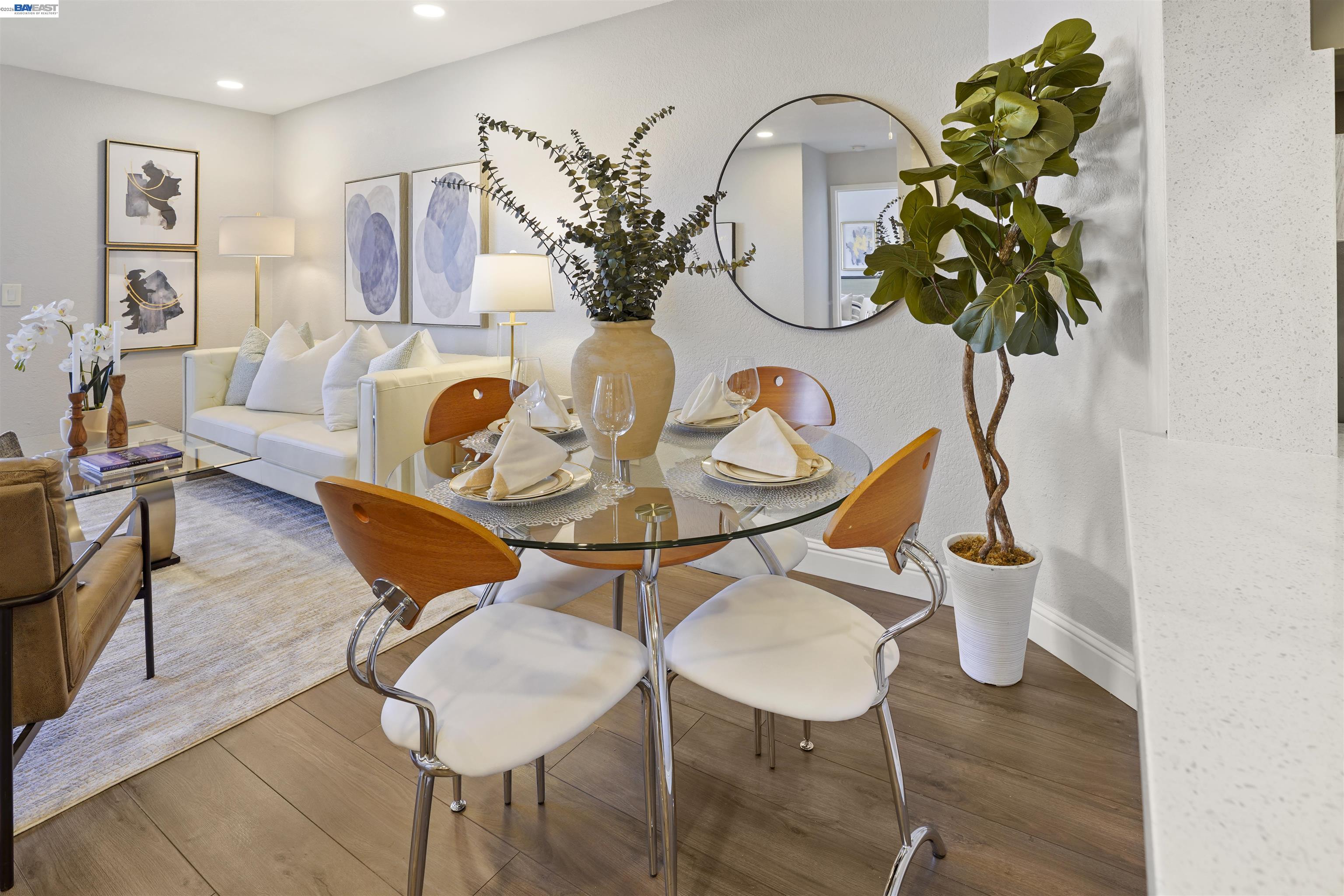 Photo #5: 41126314 Listing: Photo #5