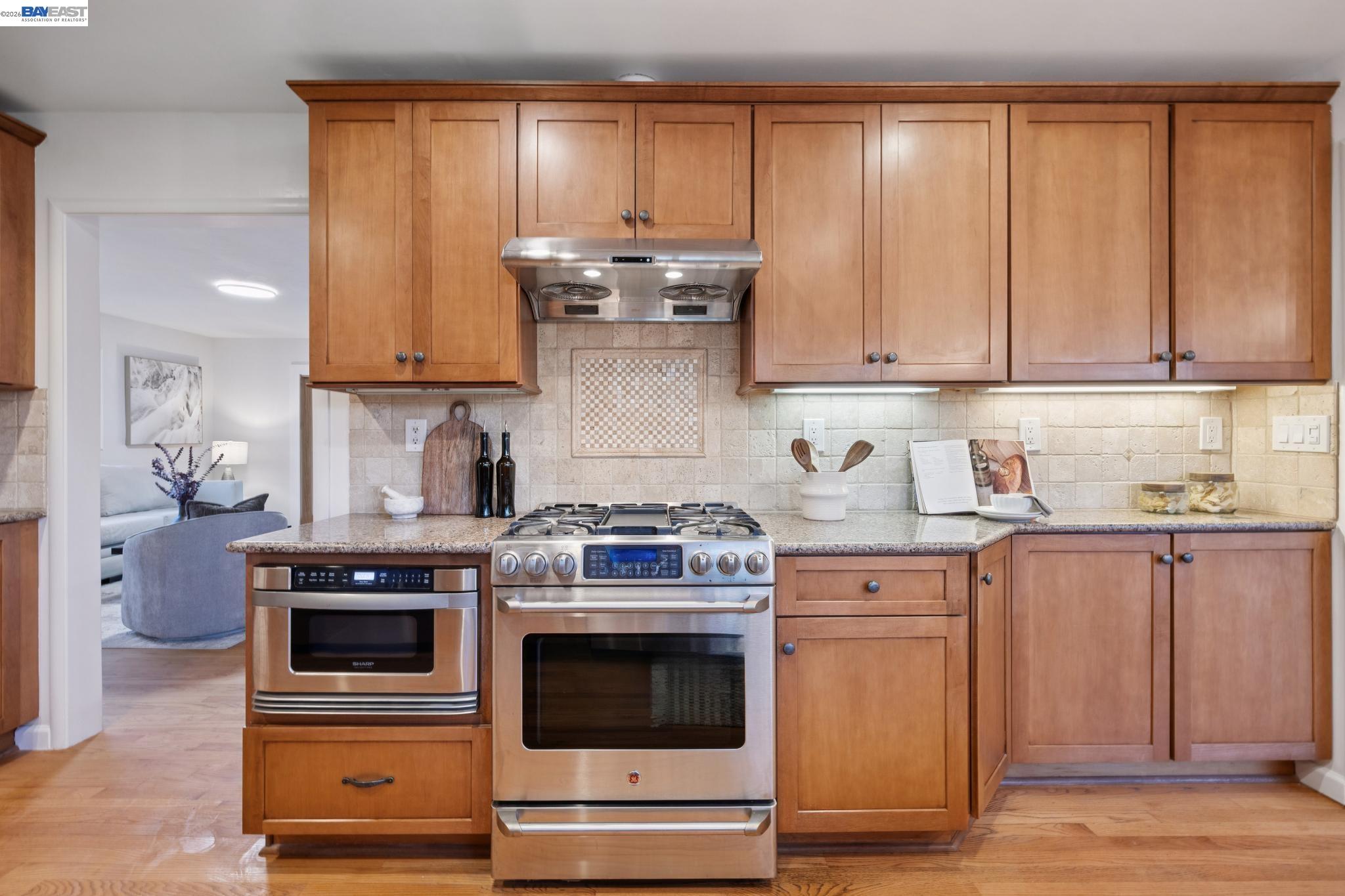 Detail Gallery Image 15 of 58 For 2533 Richland Ave, San Jose,  CA 95125 - 3 Beds | 2 Baths