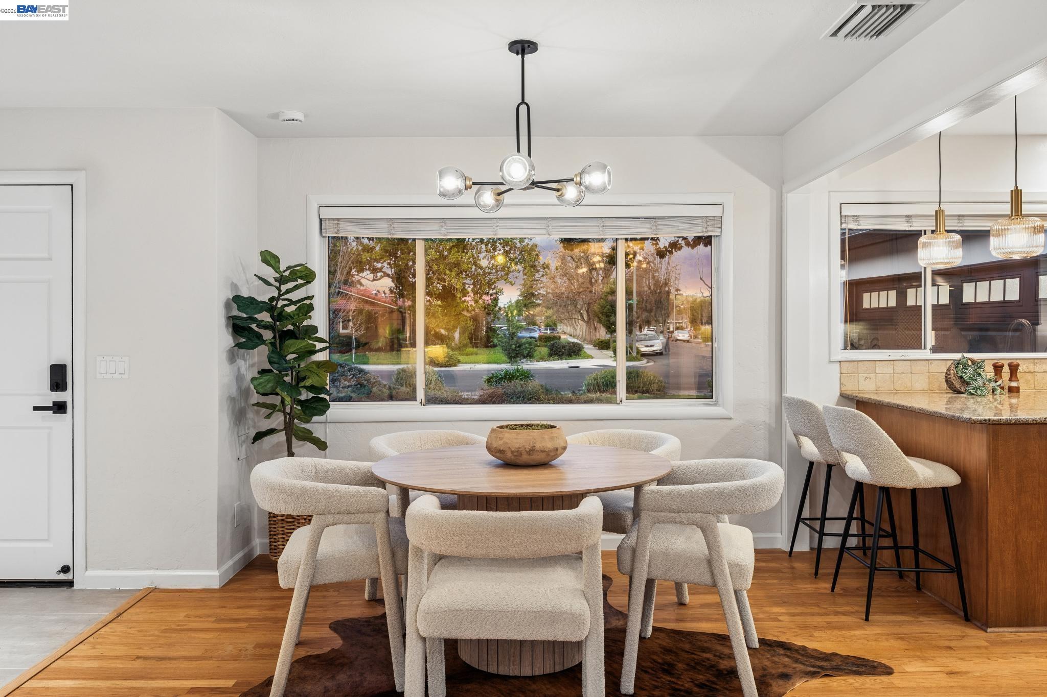 Detail Gallery Image 10 of 58 For 2533 Richland Ave, San Jose,  CA 95125 - 3 Beds | 2 Baths