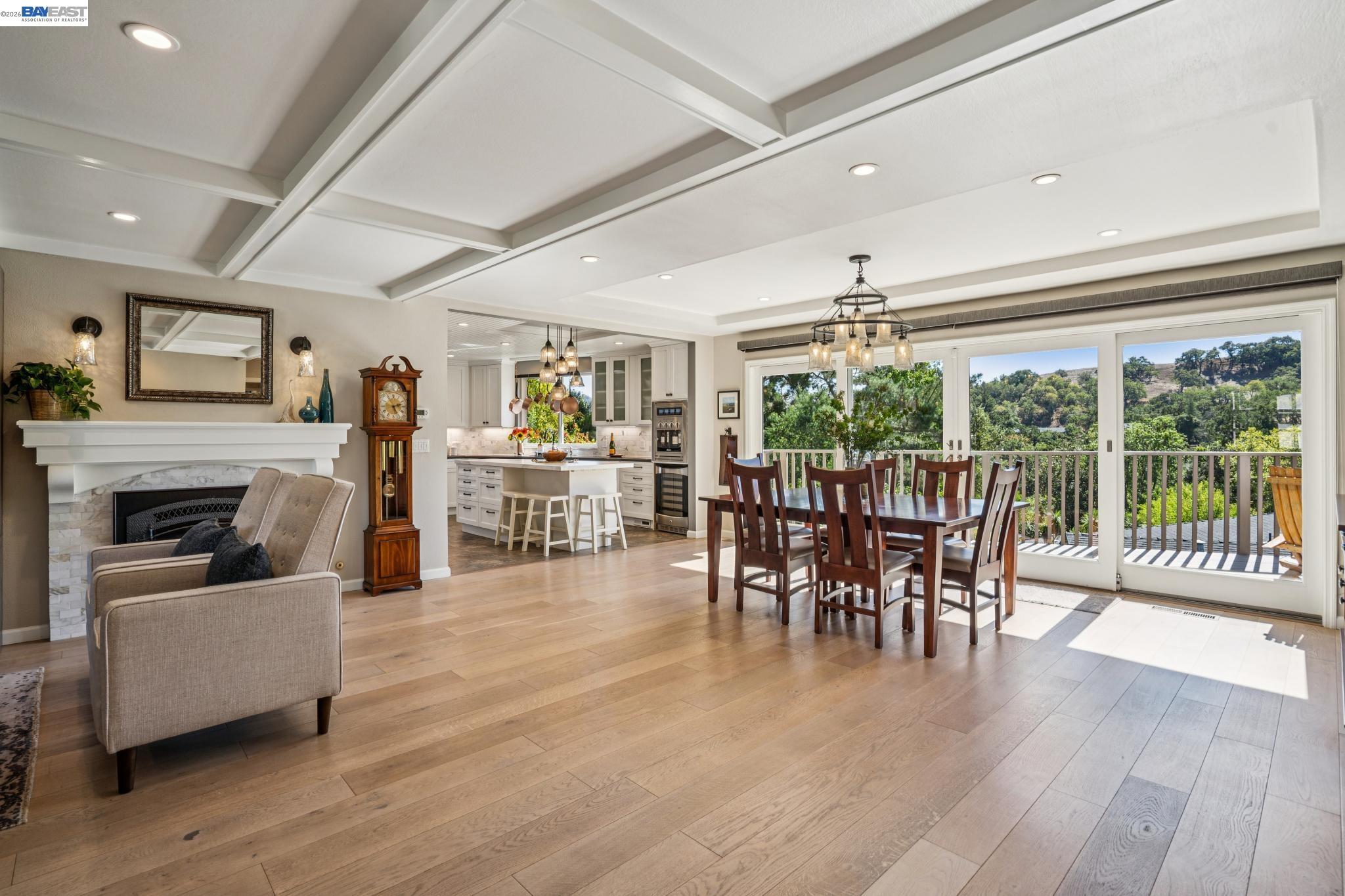 Detail Gallery Image 15 of 53 For 682 Jennie Ct, Lafayette,  CA 94549 - 5 Beds | 2/1 Baths