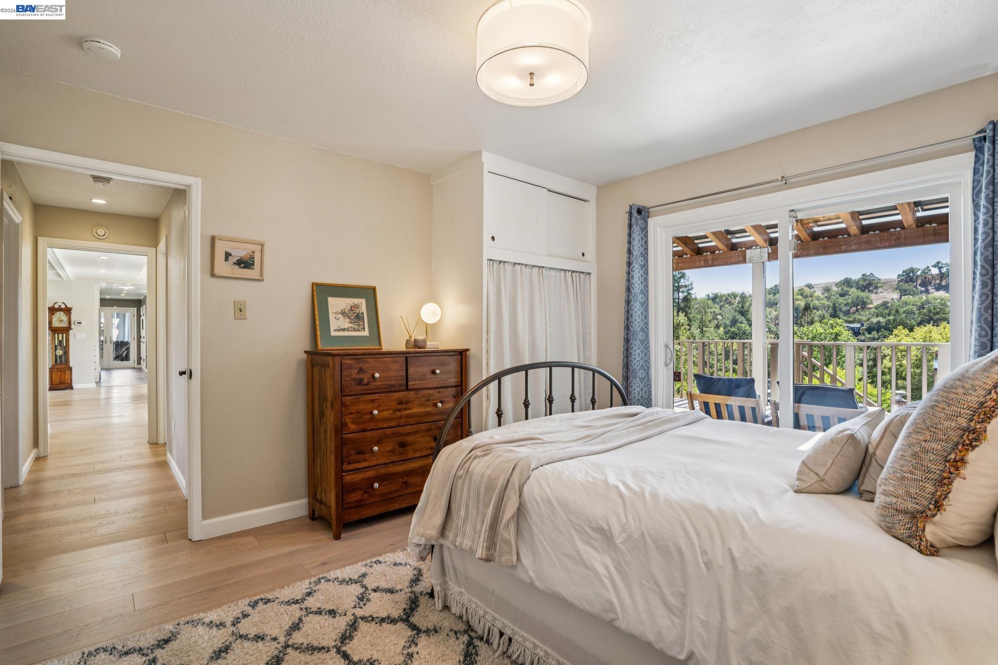 Detail Gallery Image 32 of 53 For 682 Jennie Ct, Lafayette,  CA 94549 - 5 Beds | 2/1 Baths