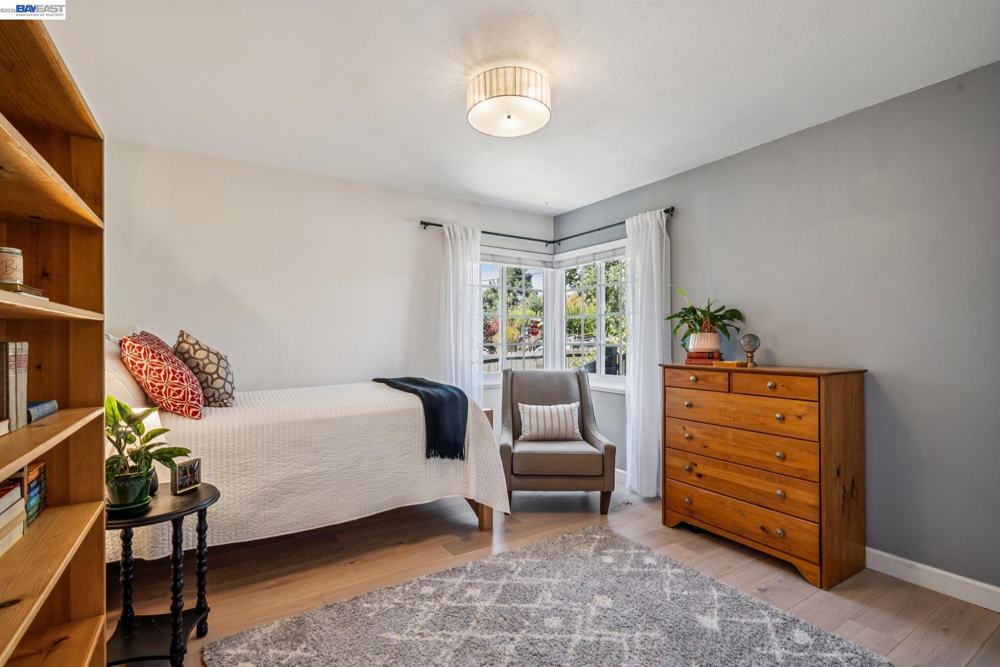 Detail Gallery Image 36 of 53 For 682 Jennie Ct, Lafayette,  CA 94549 - 5 Beds | 2/1 Baths