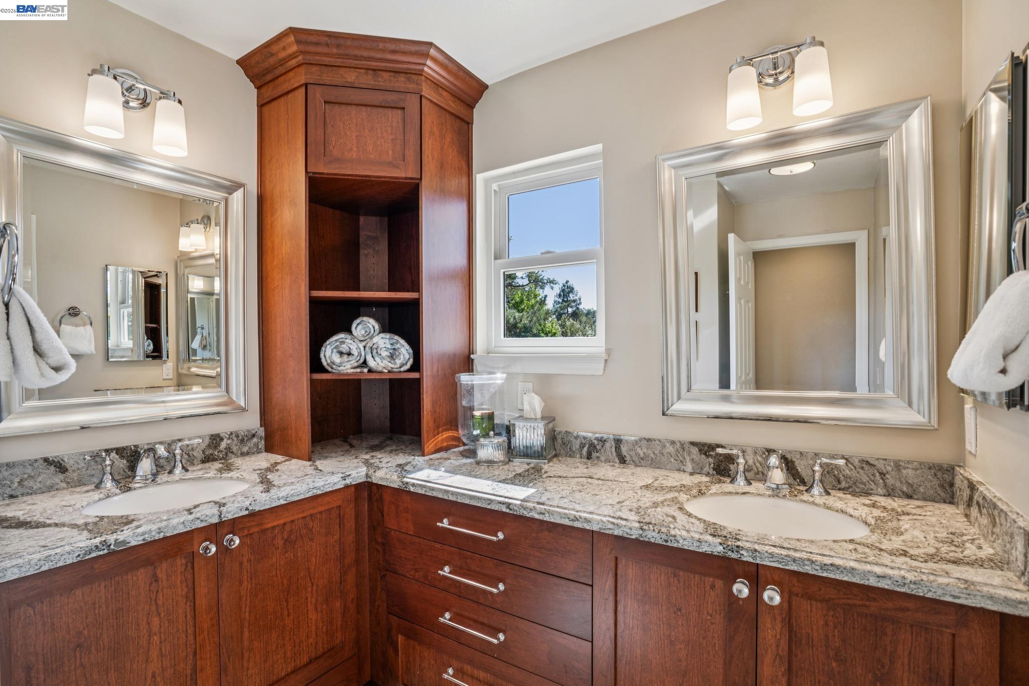 Detail Gallery Image 36 of 58 For 682 Jennie Ct, Lafayette,  CA 94549 - 5 Beds | 2/1 Baths