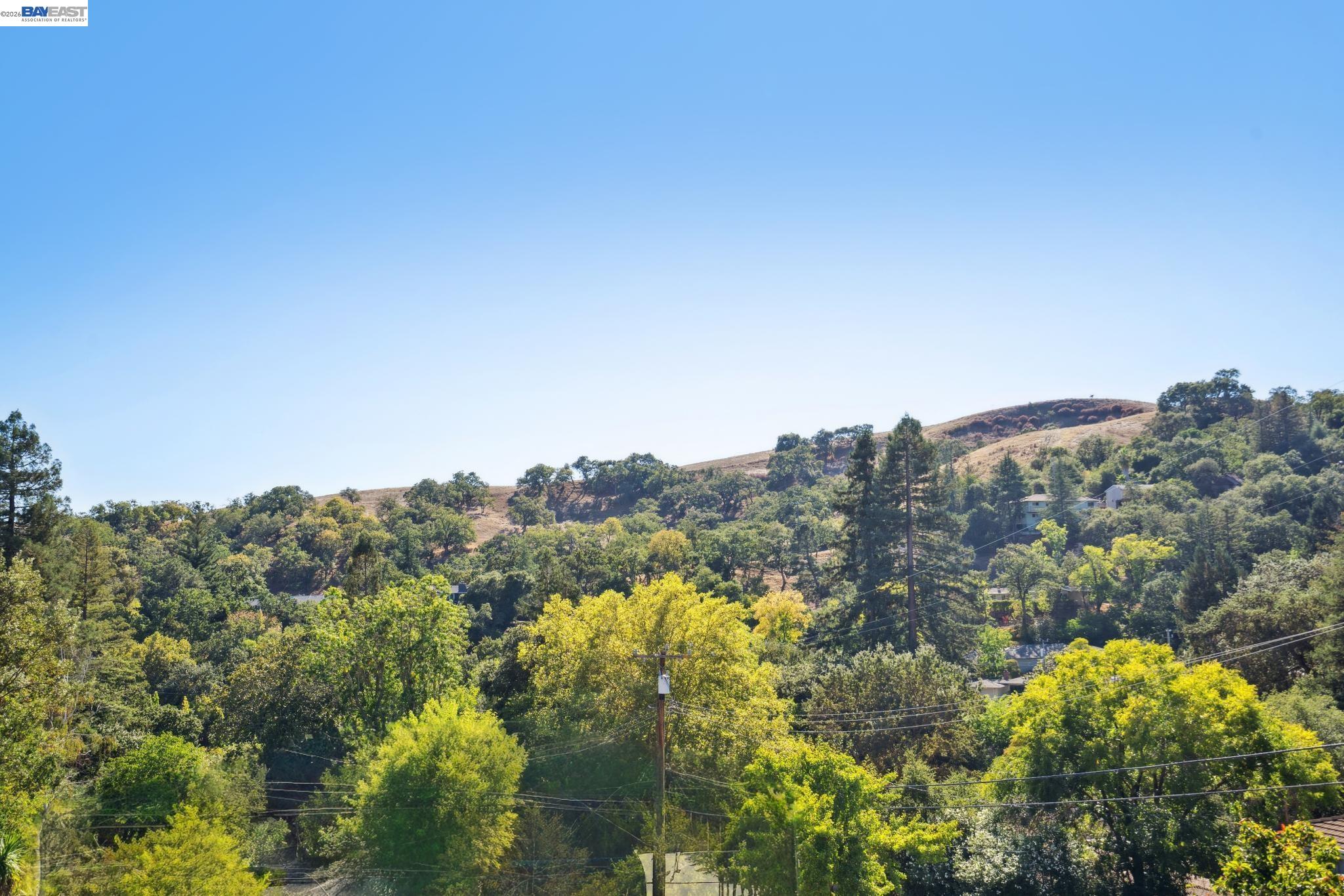 Detail Gallery Image 42 of 53 For 682 Jennie Ct, Lafayette,  CA 94549 - 5 Beds | 2/1 Baths