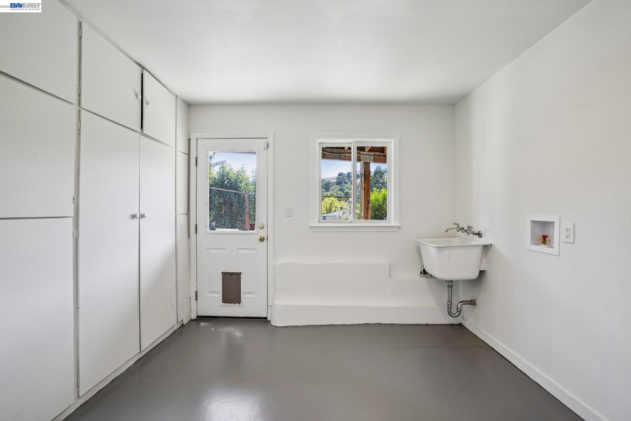 Detail Gallery Image 43 of 58 For 682 Jennie Ct, Lafayette,  CA 94549 - 5 Beds | 2/1 Baths