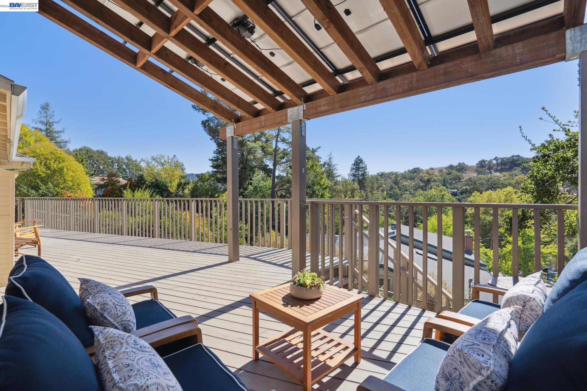 Detail Gallery Image 46 of 58 For 682 Jennie Ct, Lafayette,  CA 94549 - 5 Beds | 2/1 Baths