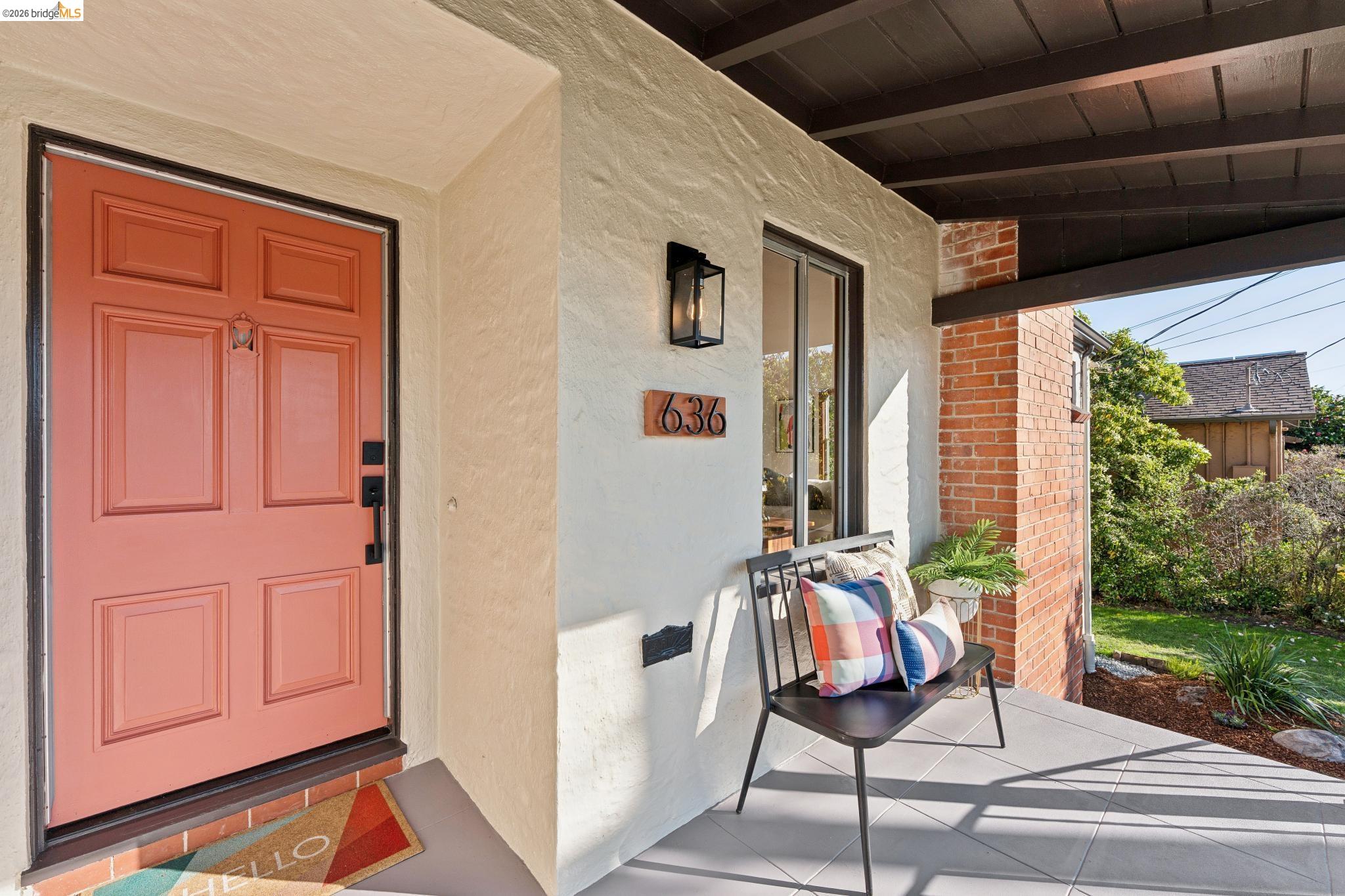 Detail Gallery Image 5 of 60 For 636 38th St, Richmond,  CA 94805 - 3 Beds | 2 Baths